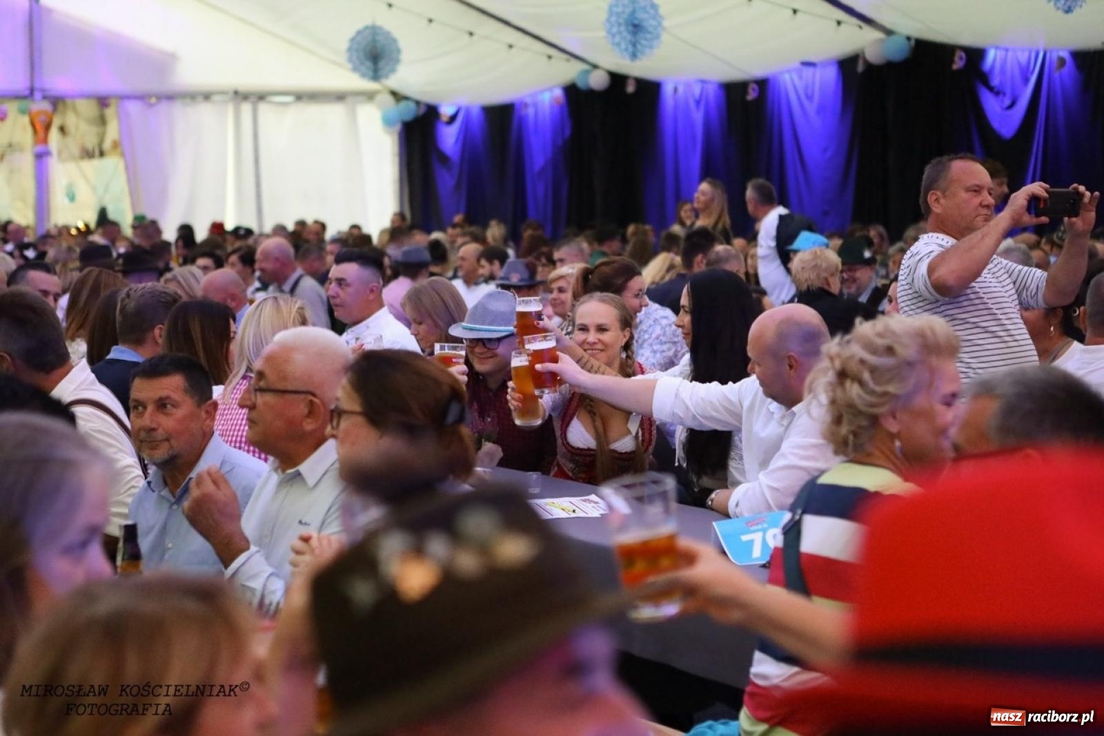 Zdjęcie w galerii na portalu naszraciborz.pl: Raciborski Oktoberfest w Szymocicach: bawarskie klimaty i świetna zabawa [FOTO i WIDEO] wiadomości z regionu