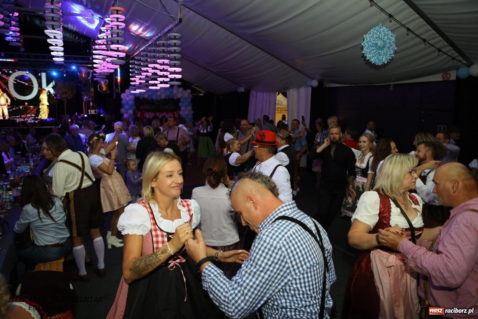 Zdjęcie w galerii na portalu naszraciborz.pl: Raciborski Oktoberfest w Szymocicach: bawarskie klimaty i świetna zabawa [FOTO i WIDEO] wiadomości z regionu