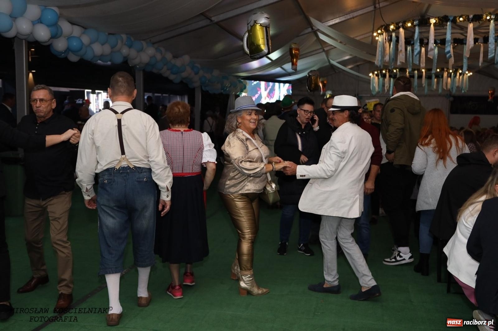 Zdjęcie w galerii na portalu naszraciborz.pl: Raciborski Oktoberfest w Szymocicach: bawarskie klimaty i świetna zabawa [FOTO i WIDEO] wiadomości z regionu