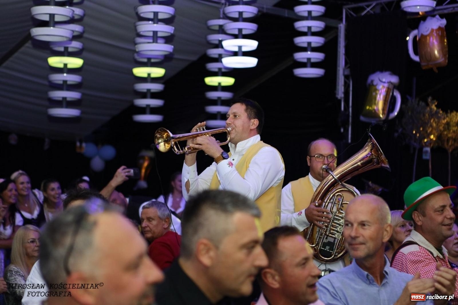 Zdjęcie w galerii na portalu naszraciborz.pl: Raciborski Oktoberfest w Szymocicach: bawarskie klimaty i świetna zabawa [FOTO i WIDEO] wiadomości z regionu