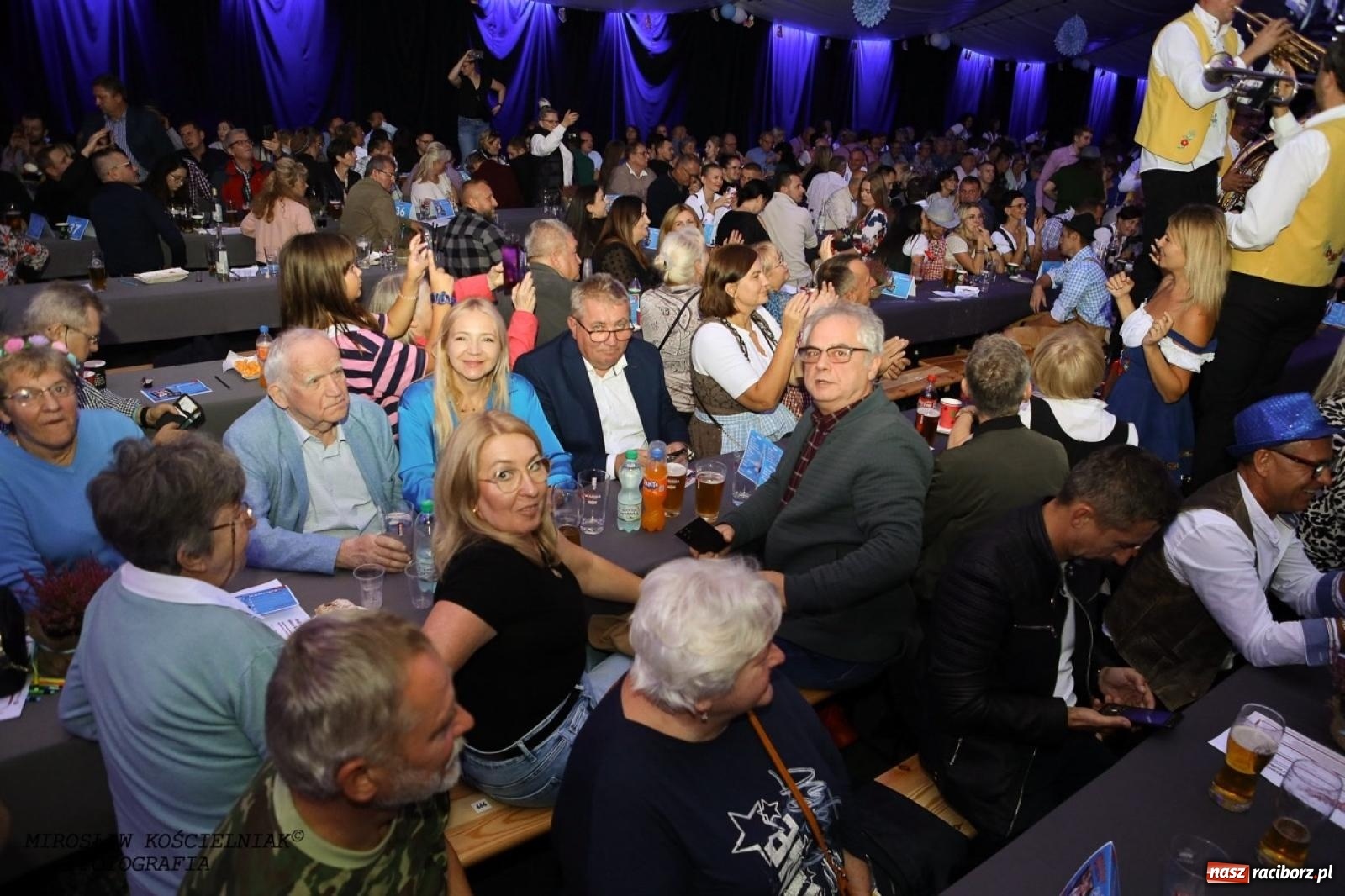 Zdjęcie w galerii na portalu naszraciborz.pl: Raciborski Oktoberfest w Szymocicach: bawarskie klimaty i świetna zabawa [FOTO i WIDEO] wiadomości z regionu