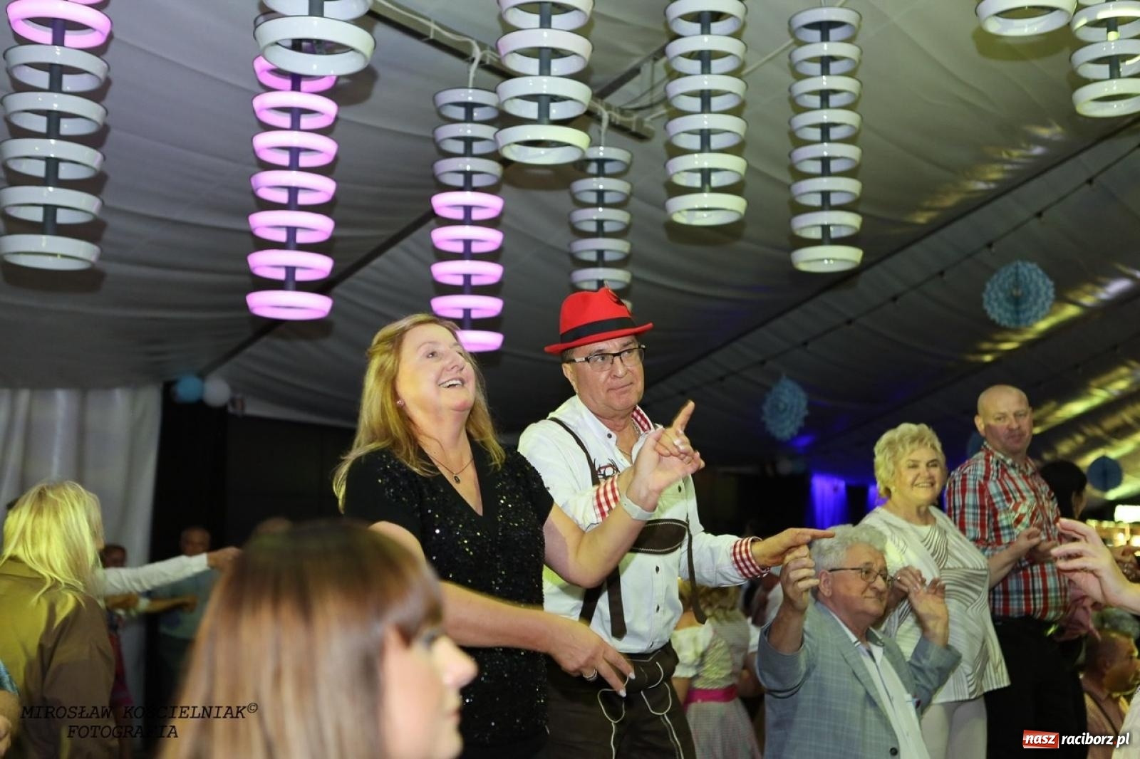 Zdjęcie w galerii na portalu naszraciborz.pl: Raciborski Oktoberfest w Szymocicach: bawarskie klimaty i świetna zabawa [FOTO i WIDEO] wiadomości z regionu