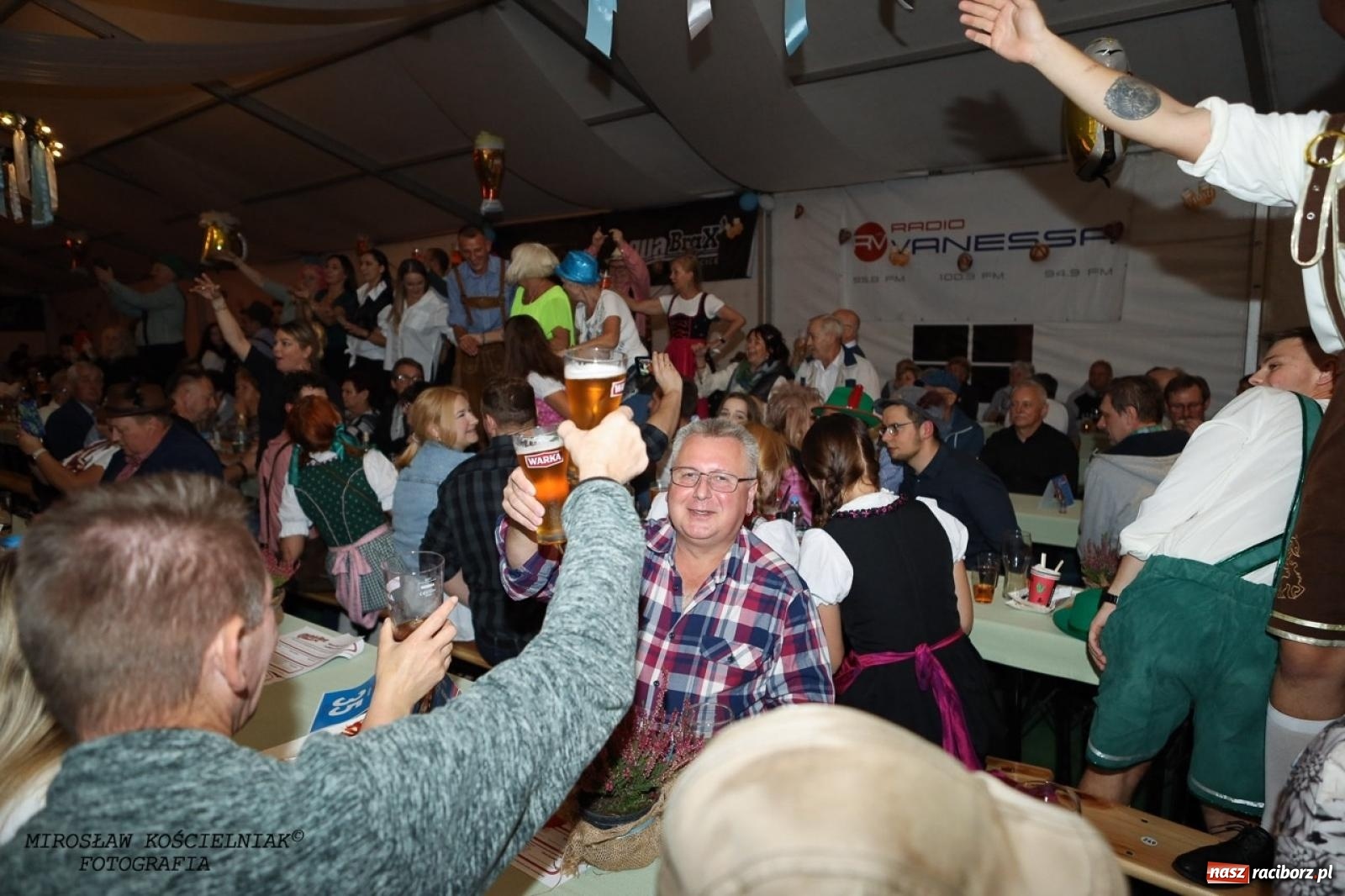 Zdjęcie w galerii na portalu naszraciborz.pl: Raciborski Oktoberfest w Szymocicach: bawarskie klimaty i świetna zabawa [FOTO i WIDEO] wiadomości z regionu