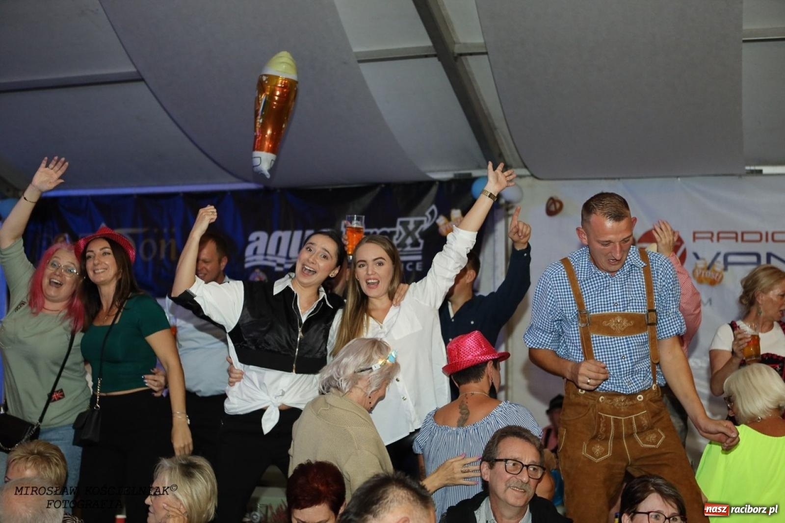 Zdjęcie w galerii na portalu naszraciborz.pl: Raciborski Oktoberfest w Szymocicach: bawarskie klimaty i świetna zabawa [FOTO i WIDEO] wiadomości z regionu