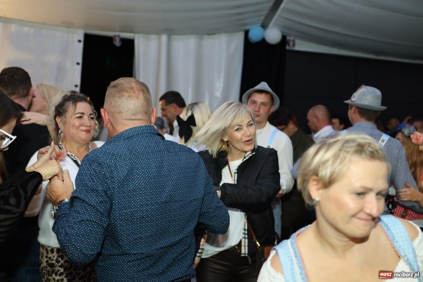 Zdjęcie w galerii na portalu naszraciborz.pl: Raciborski Oktoberfest w Szymocicach: bawarskie klimaty i świetna zabawa [FOTO i WIDEO] wiadomości z regionu