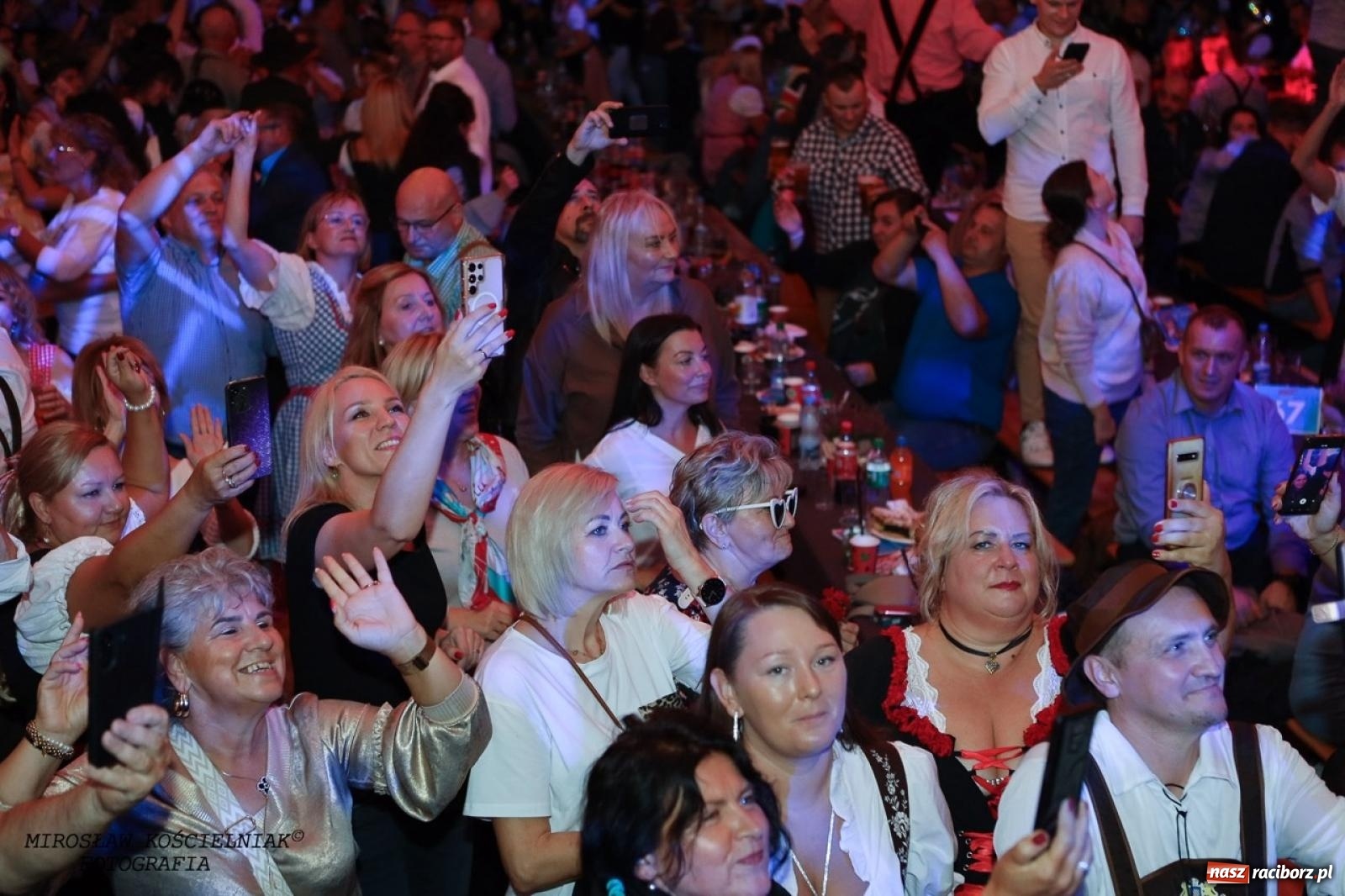 Zdjęcie w galerii na portalu naszraciborz.pl: Raciborski Oktoberfest w Szymocicach: bawarskie klimaty i świetna zabawa [FOTO i WIDEO] wiadomości z regionu