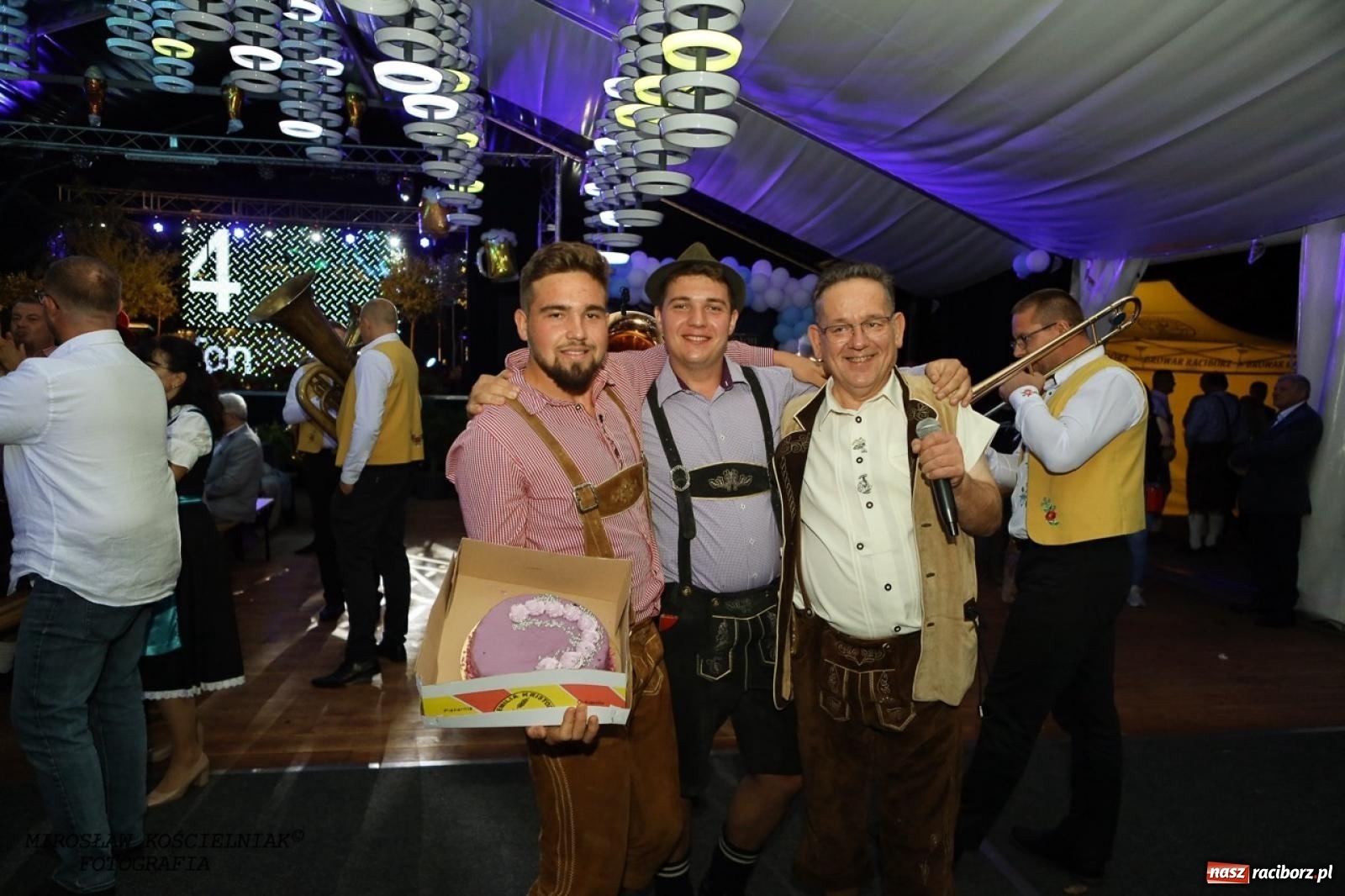 Zdjęcie w galerii na portalu naszraciborz.pl: Raciborski Oktoberfest w Szymocicach: bawarskie klimaty i świetna zabawa [FOTO i WIDEO] wiadomości z regionu