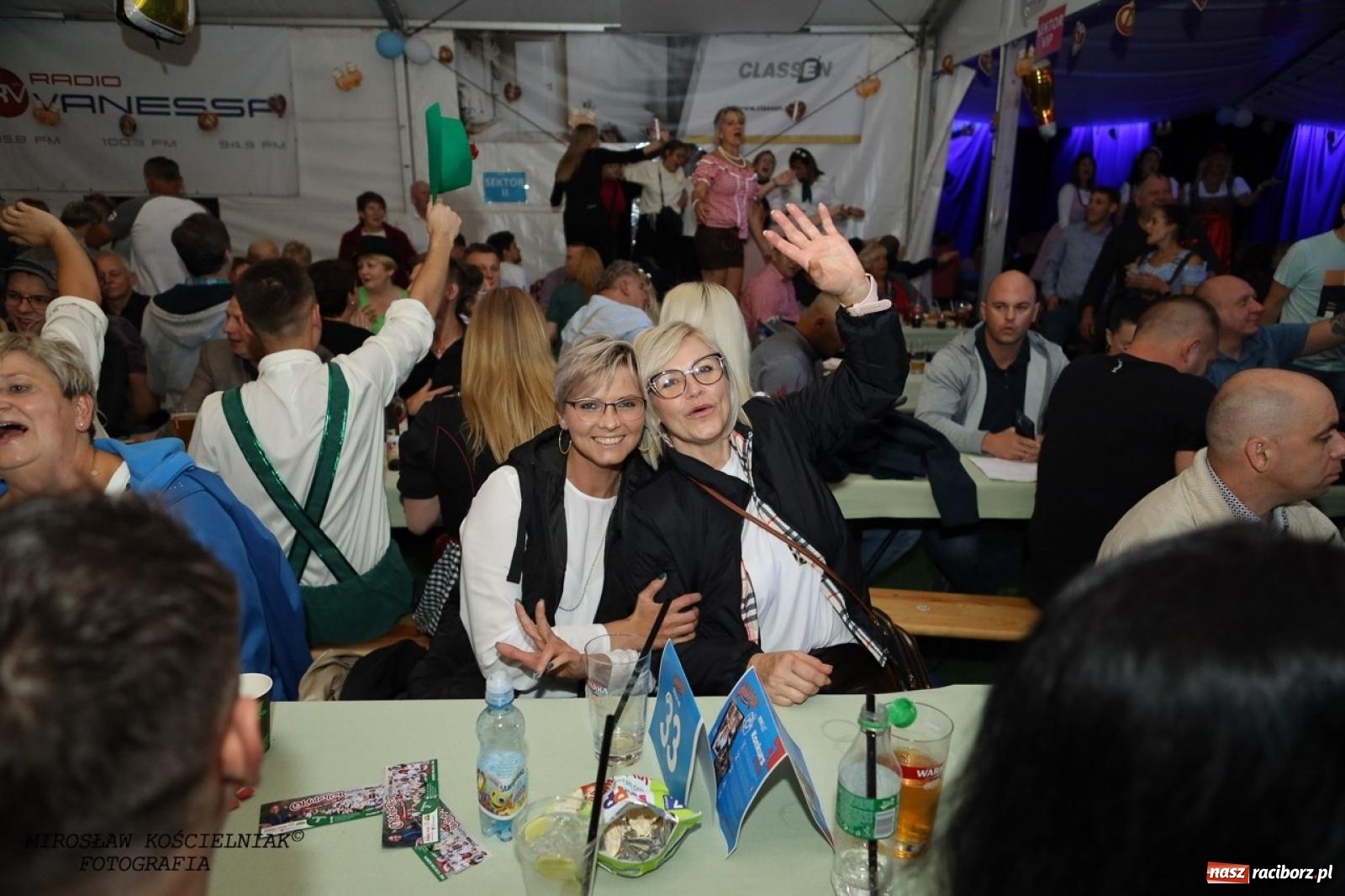 Zdjęcie w galerii na portalu naszraciborz.pl: Raciborski Oktoberfest w Szymocicach: bawarskie klimaty i świetna zabawa [FOTO i WIDEO] wiadomości z regionu