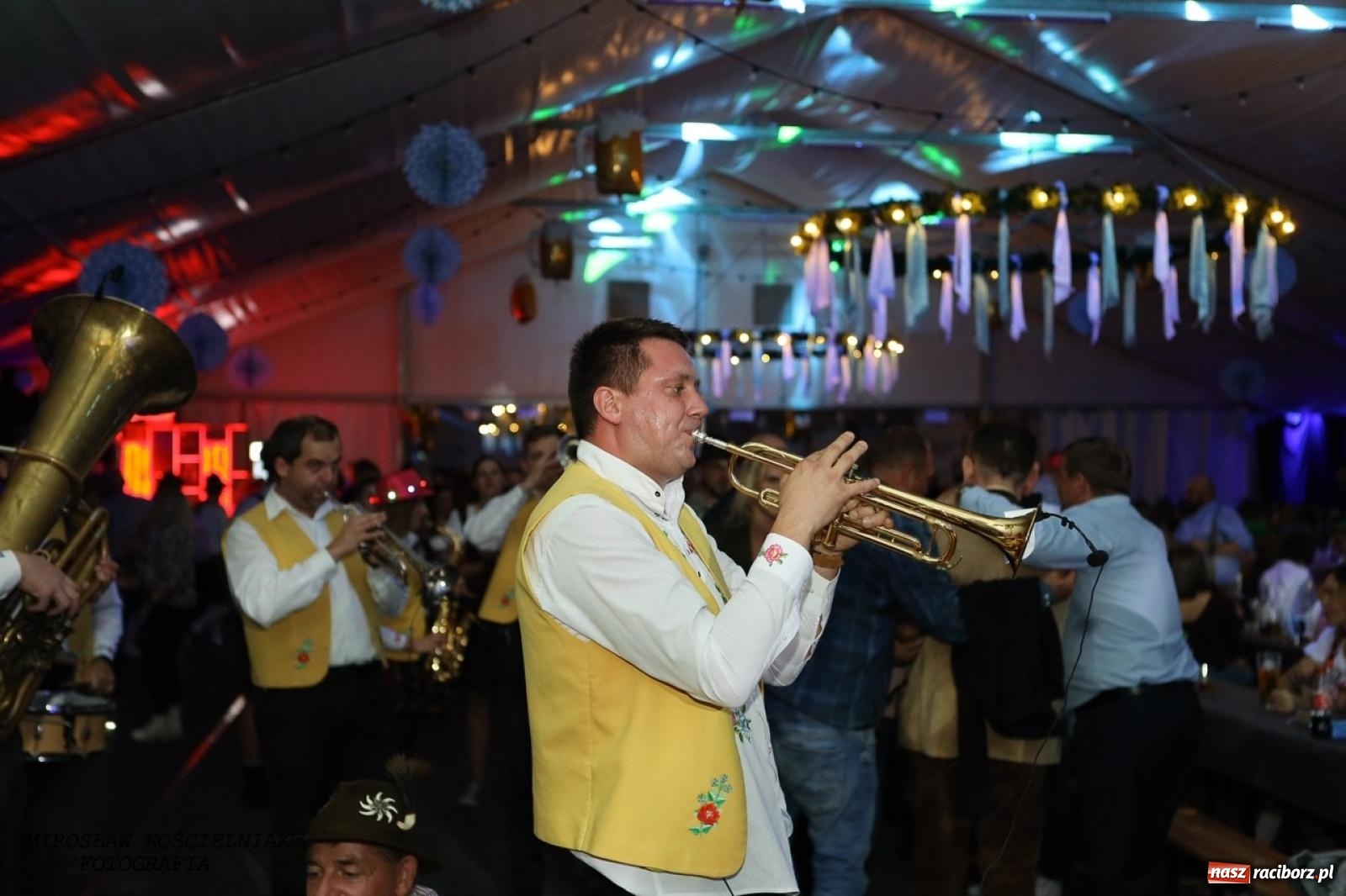 Zdjęcie w galerii na portalu naszraciborz.pl: Raciborski Oktoberfest w Szymocicach: bawarskie klimaty i świetna zabawa [FOTO i WIDEO] wiadomości z regionu