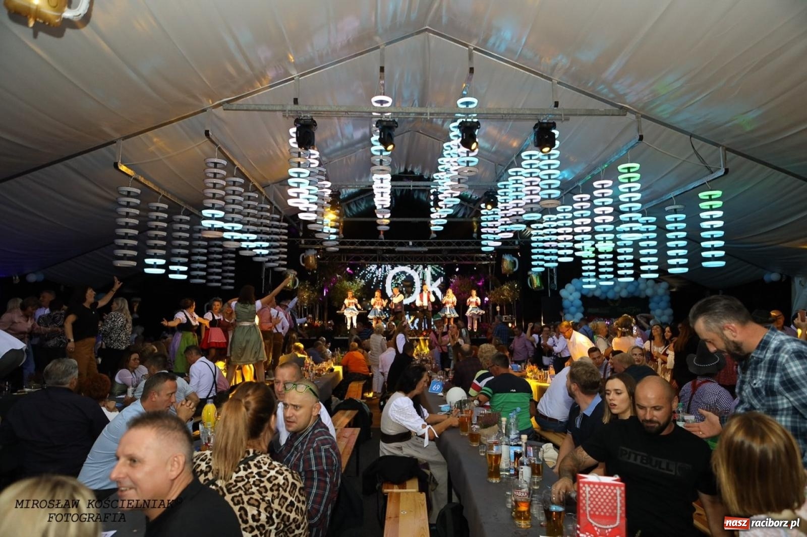 Zdjęcie w galerii na portalu naszraciborz.pl: Raciborski Oktoberfest w Szymocicach: bawarskie klimaty i świetna zabawa [FOTO i WIDEO] wiadomości z regionu