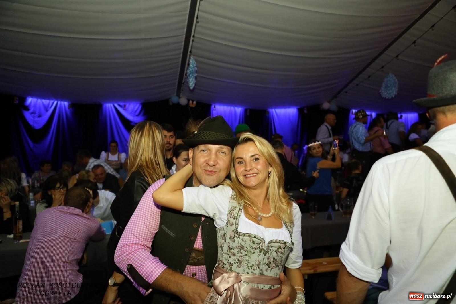 Zdjęcie w galerii na portalu naszraciborz.pl: Raciborski Oktoberfest w Szymocicach: bawarskie klimaty i świetna zabawa [FOTO i WIDEO] wiadomości z regionu