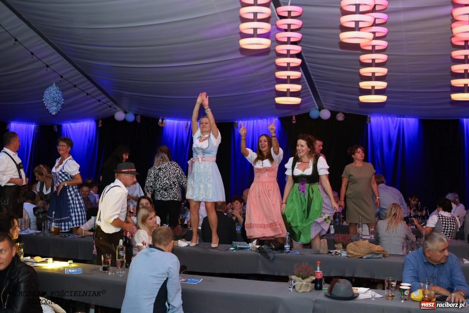 Zdjęcie w galerii na portalu naszraciborz.pl: Raciborski Oktoberfest w Szymocicach: bawarskie klimaty i świetna zabawa [FOTO i WIDEO] wiadomości z regionu