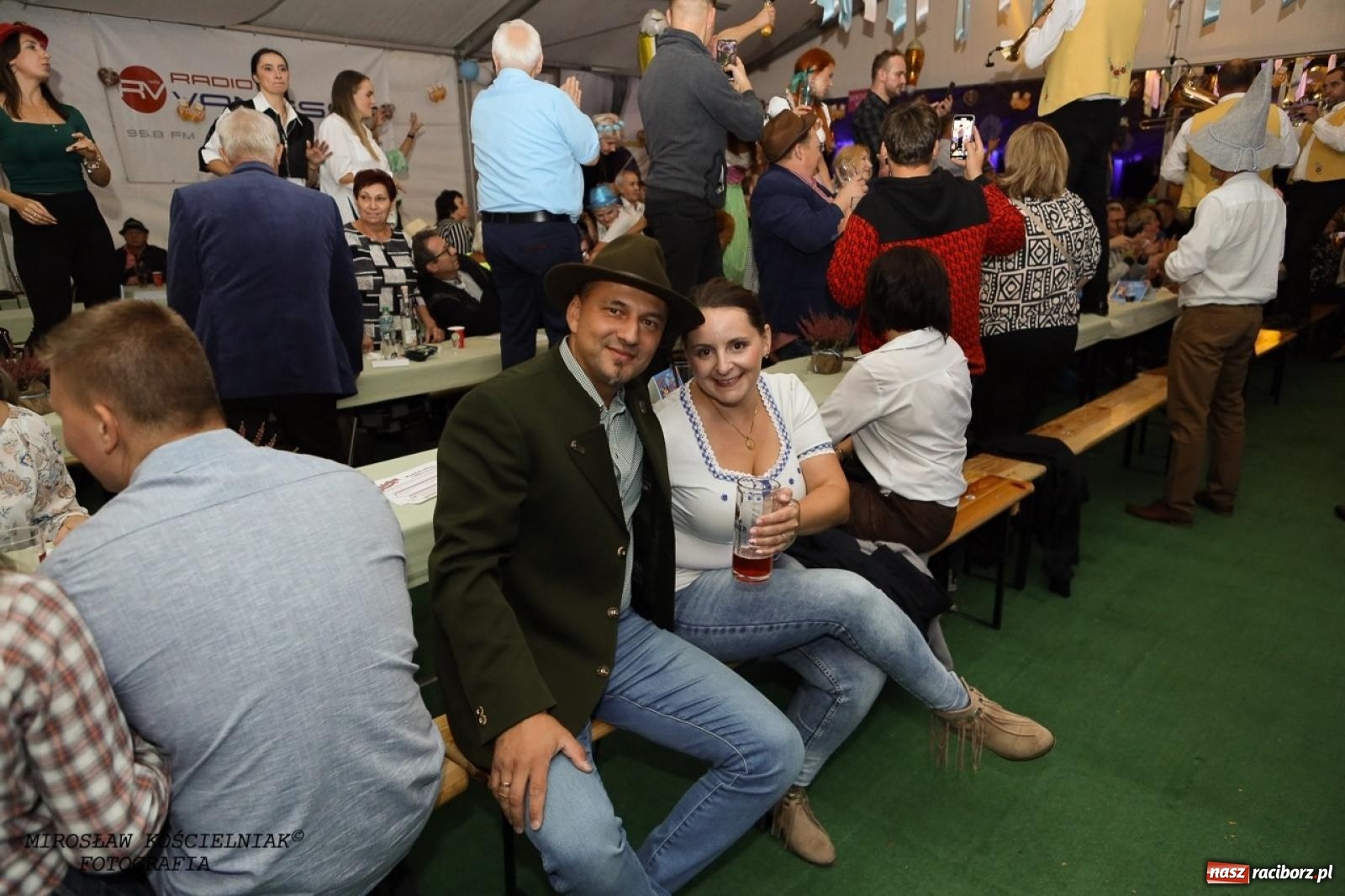 Zdjęcie w galerii na portalu naszraciborz.pl: Raciborski Oktoberfest w Szymocicach: bawarskie klimaty i świetna zabawa [FOTO i WIDEO] wiadomości z regionu