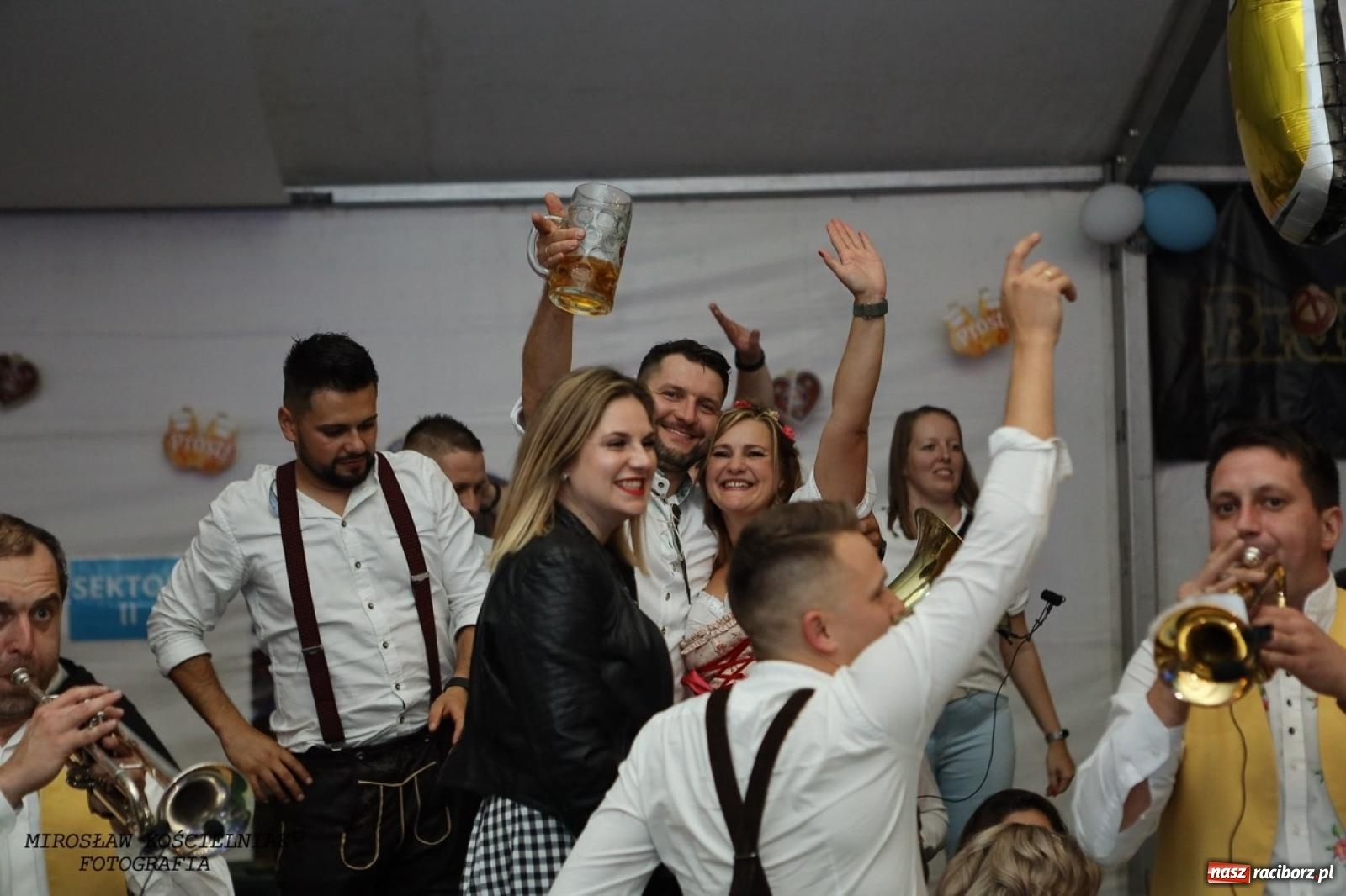 Zdjęcie w galerii na portalu naszraciborz.pl: Raciborski Oktoberfest w Szymocicach: bawarskie klimaty i świetna zabawa [FOTO i WIDEO] wiadomości z regionu