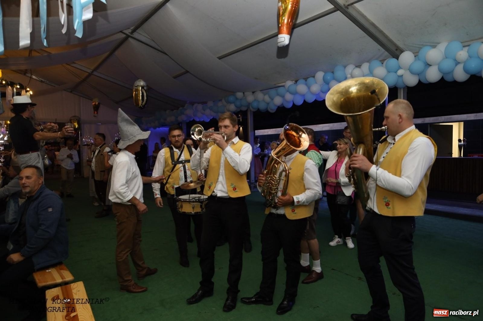 Zdjęcie w galerii na portalu naszraciborz.pl: Raciborski Oktoberfest w Szymocicach: bawarskie klimaty i świetna zabawa [FOTO i WIDEO] wiadomości z regionu
