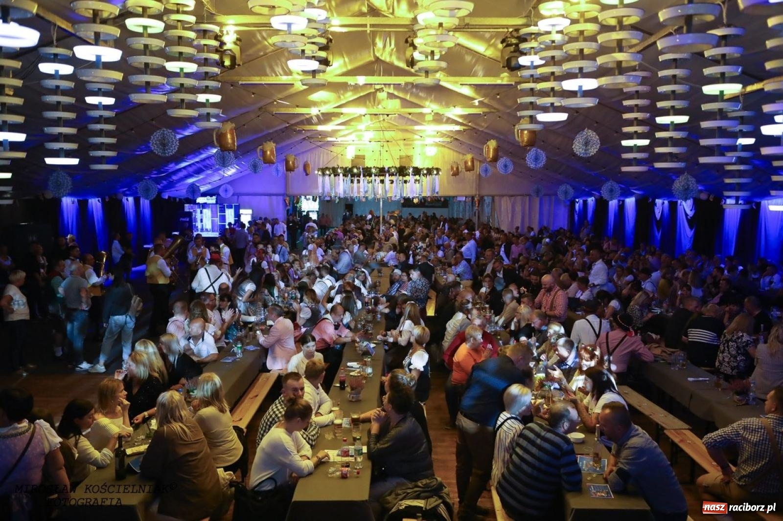 Zdjęcie w galerii na portalu naszraciborz.pl: Raciborski Oktoberfest w Szymocicach: bawarskie klimaty i świetna zabawa [FOTO i WIDEO] wiadomości z regionu