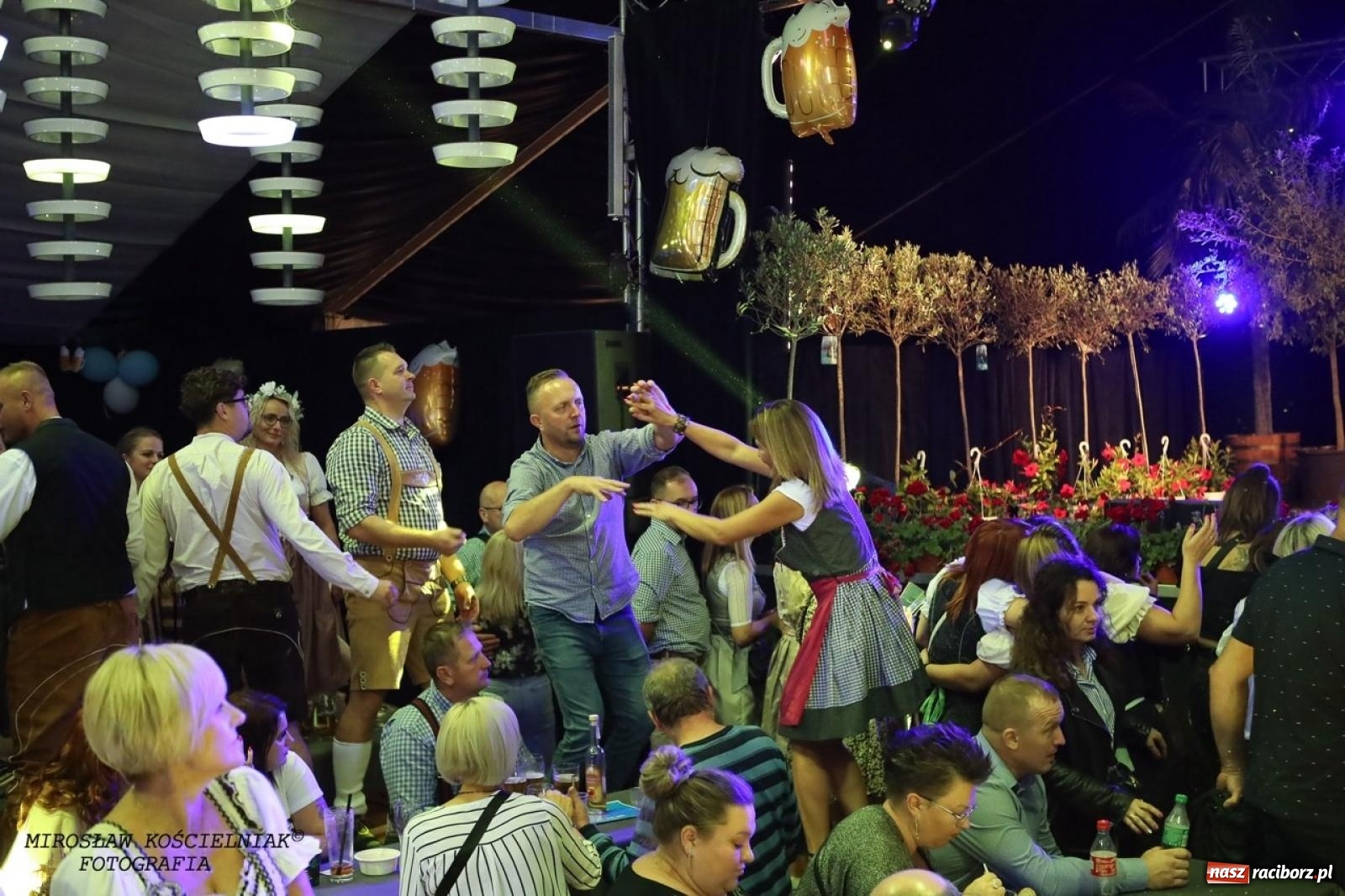 Zdjęcie w galerii na portalu naszraciborz.pl: Raciborski Oktoberfest w Szymocicach: bawarskie klimaty i świetna zabawa [FOTO i WIDEO] wiadomości z regionu