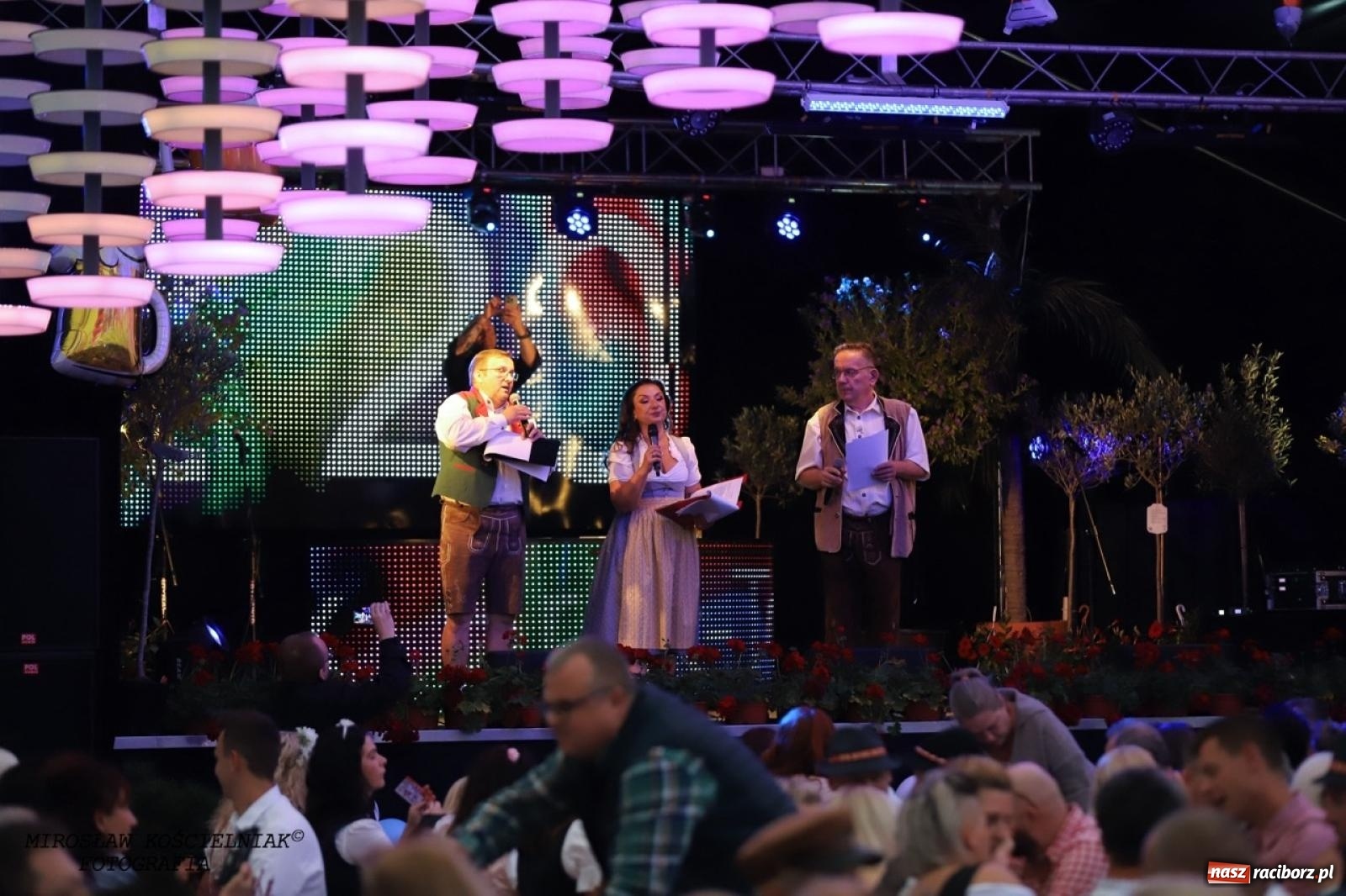 Zdjęcie w galerii na portalu naszraciborz.pl: Raciborski Oktoberfest w Szymocicach: bawarskie klimaty i świetna zabawa [FOTO i WIDEO] wiadomości z regionu