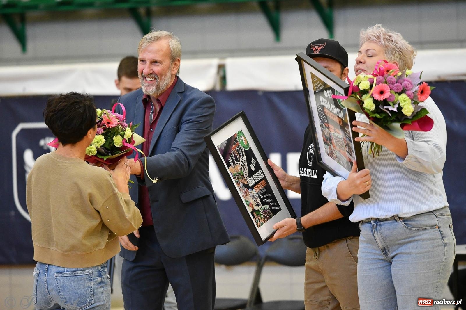 Zdjęcie w galerii na portalu naszraciborz.pl: Koszykówka. Porażka RKK AZS Racibórz na inaugurację sezonu [FOTO i WIDEO] wiadomości z regionu
