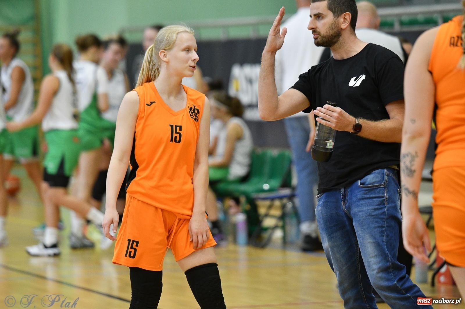 Zdjęcie w galerii na portalu naszraciborz.pl: Koszykówka. Porażka RKK AZS Racibórz na inaugurację sezonu [FOTO i WIDEO] wiadomości z regionu