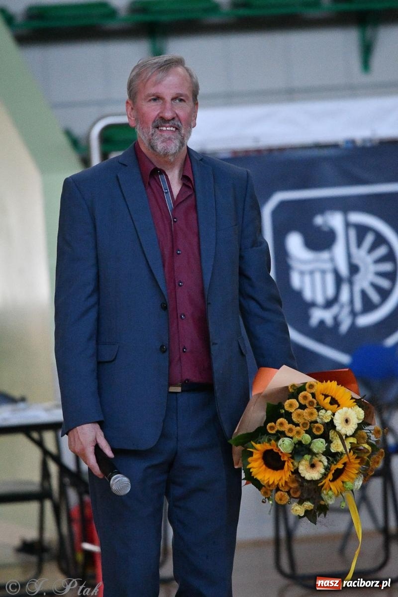 Zdjęcie w galerii na portalu naszraciborz.pl: Koszykówka. Porażka RKK AZS Racibórz na inaugurację sezonu [FOTO i WIDEO] wiadomości z regionu