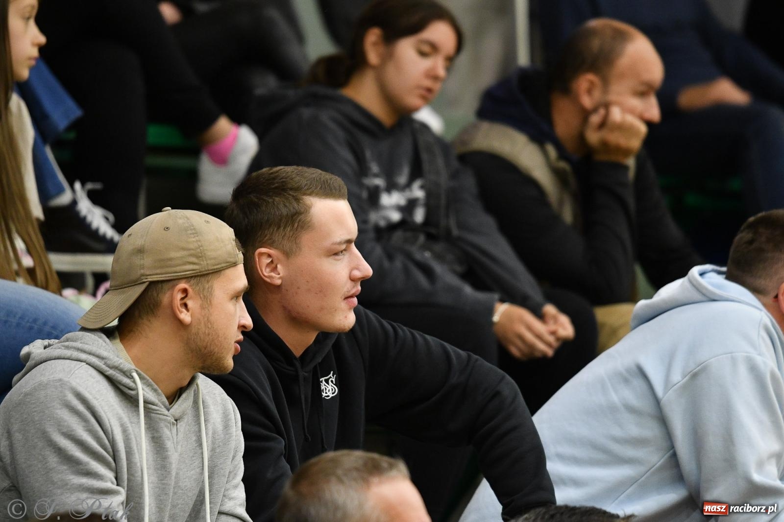 Zdjęcie w galerii na portalu naszraciborz.pl: Koszykówka. Porażka RKK AZS Racibórz na inaugurację sezonu [FOTO i WIDEO] wiadomości z regionu