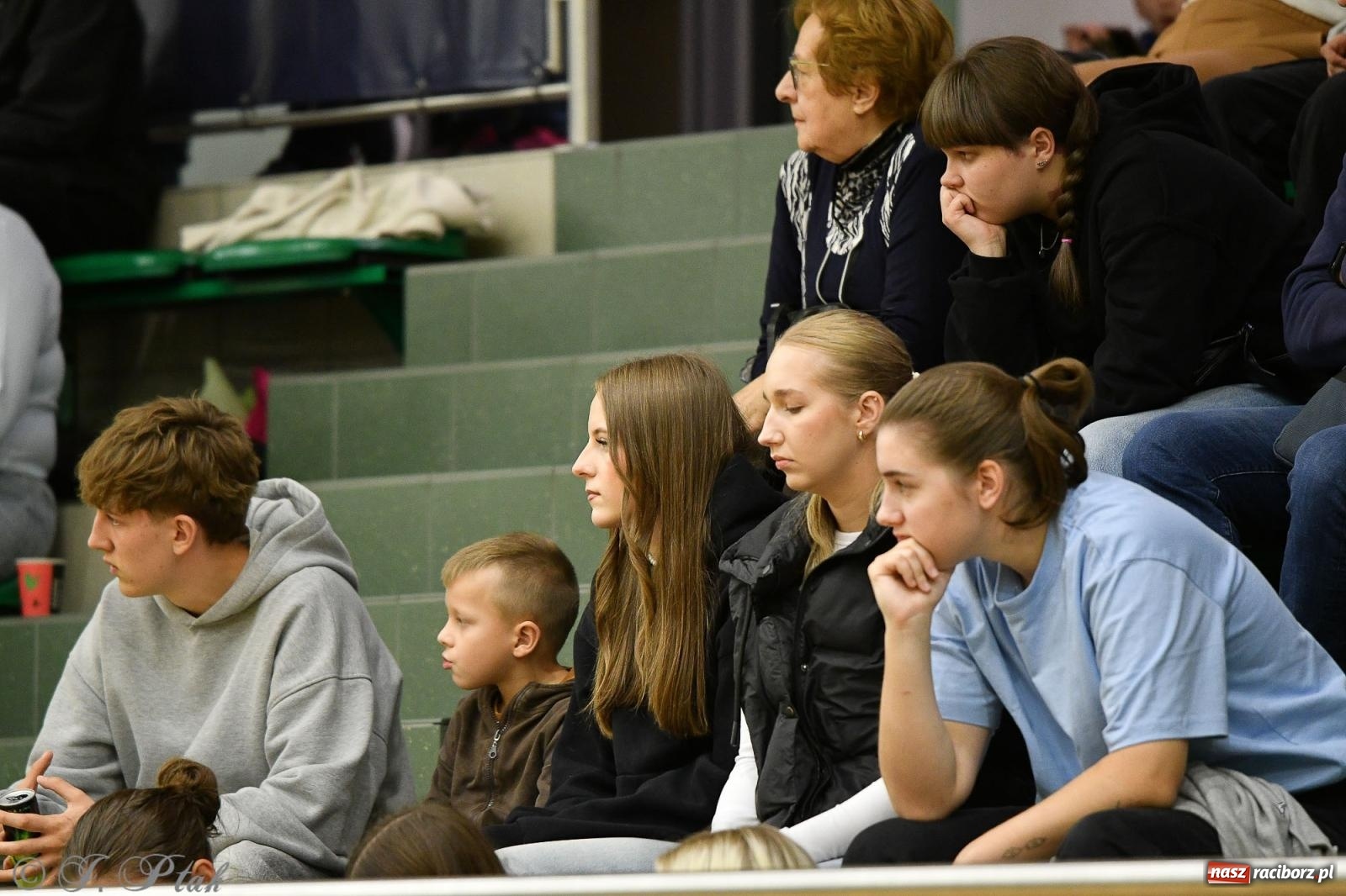 Zdjęcie w galerii na portalu naszraciborz.pl: Koszykówka. Porażka RKK AZS Racibórz na inaugurację sezonu [FOTO i WIDEO] wiadomości z regionu