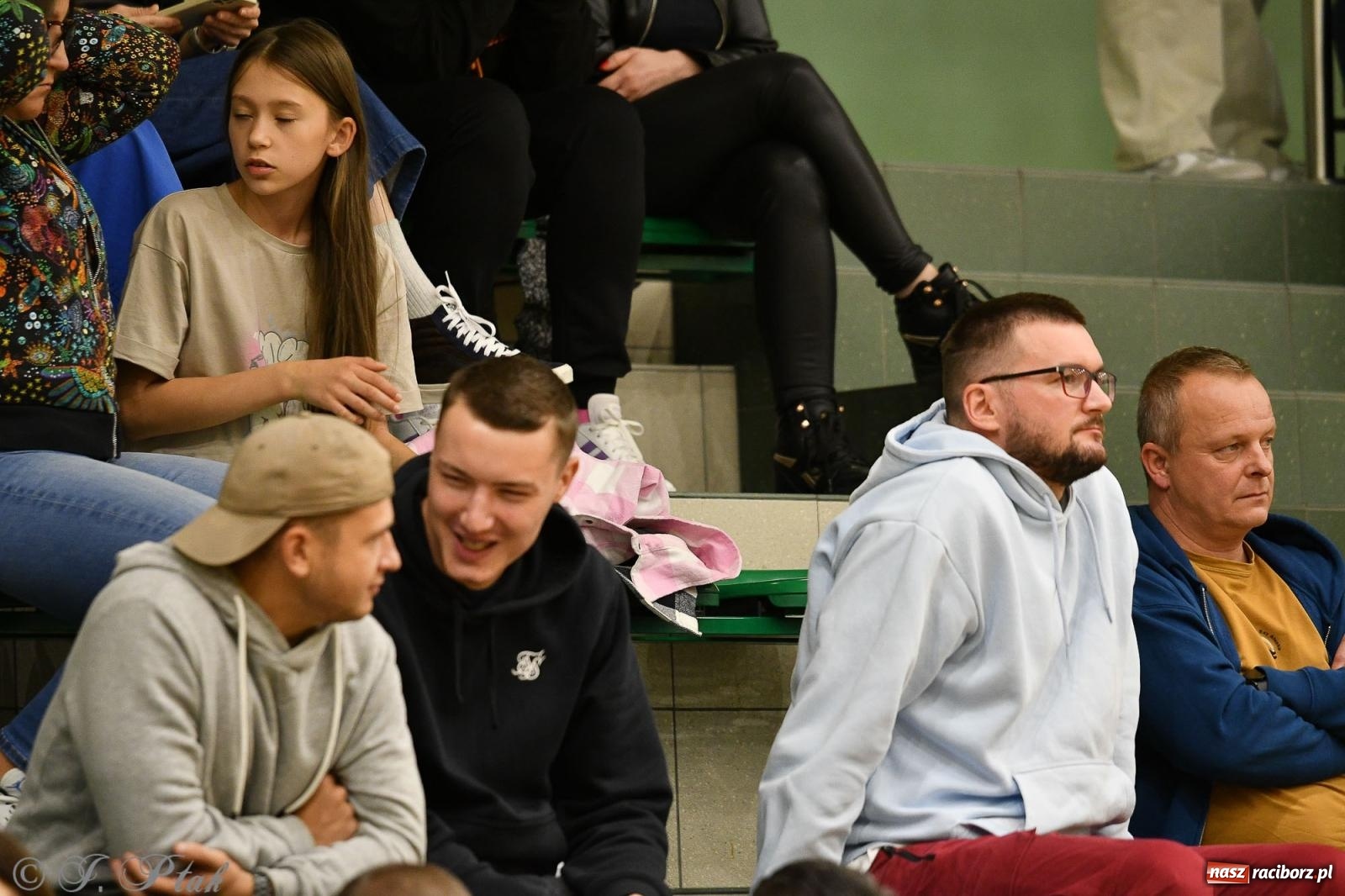 Zdjęcie w galerii na portalu naszraciborz.pl: Koszykówka. Porażka RKK AZS Racibórz na inaugurację sezonu [FOTO i WIDEO] wiadomości z regionu