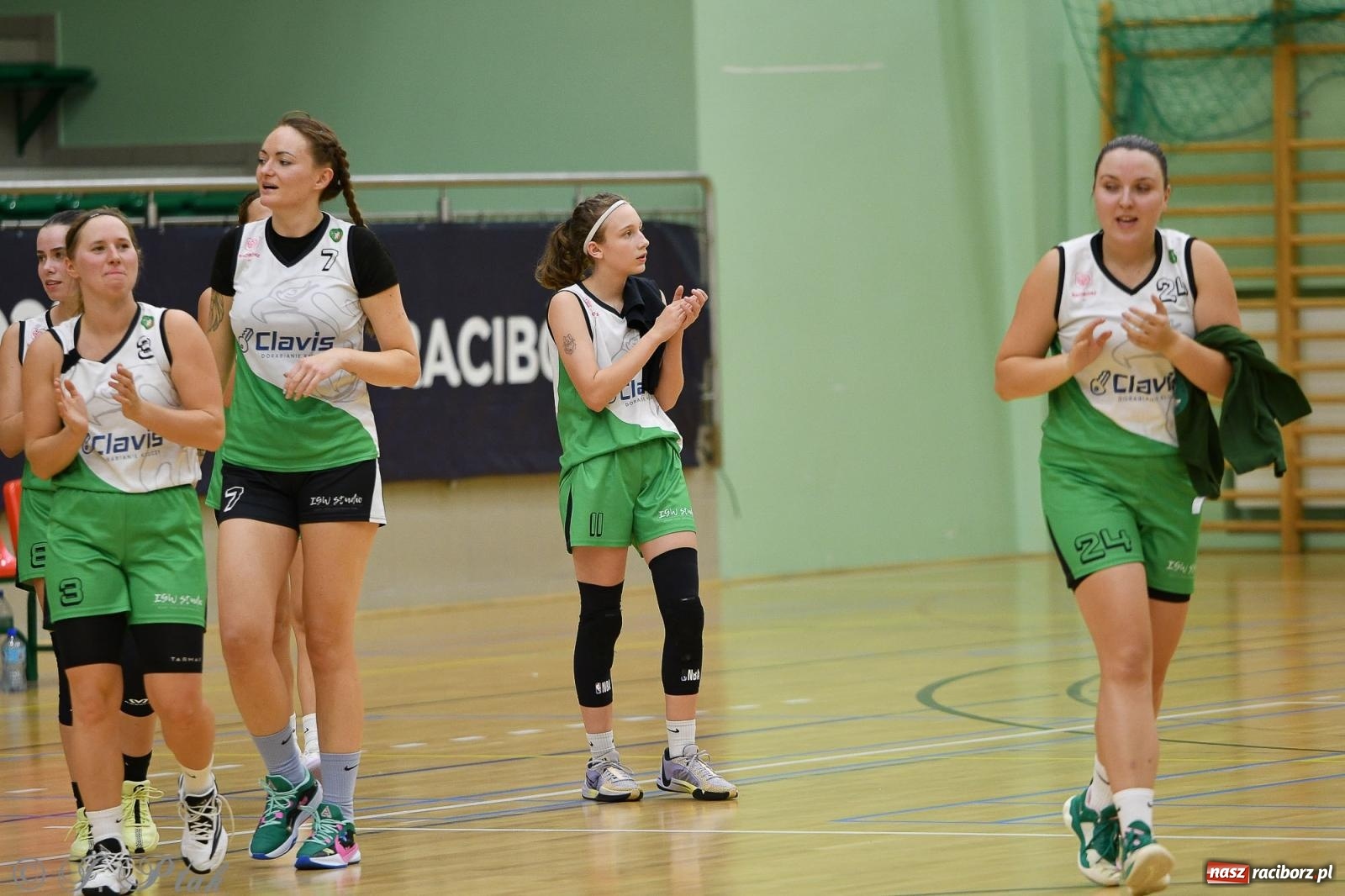 Zdjęcie w galerii na portalu naszraciborz.pl: Koszykówka. Porażka RKK AZS Racibórz na inaugurację sezonu [FOTO i WIDEO] wiadomości z regionu