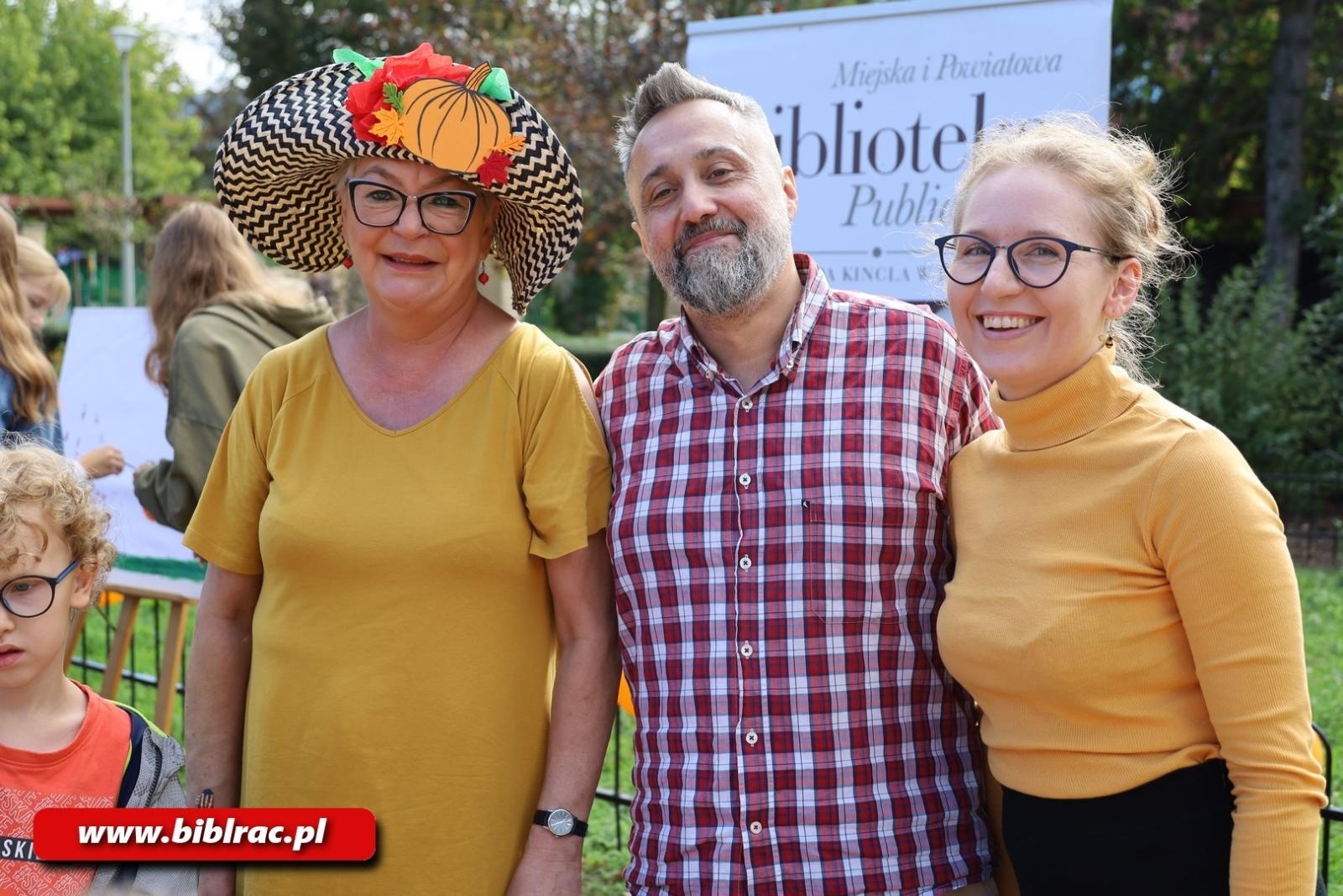 Zdjęcie w galerii na portalu naszraciborz.pl: Biblioteka na raciborskim Święcie Dyni wiadomości z regionu