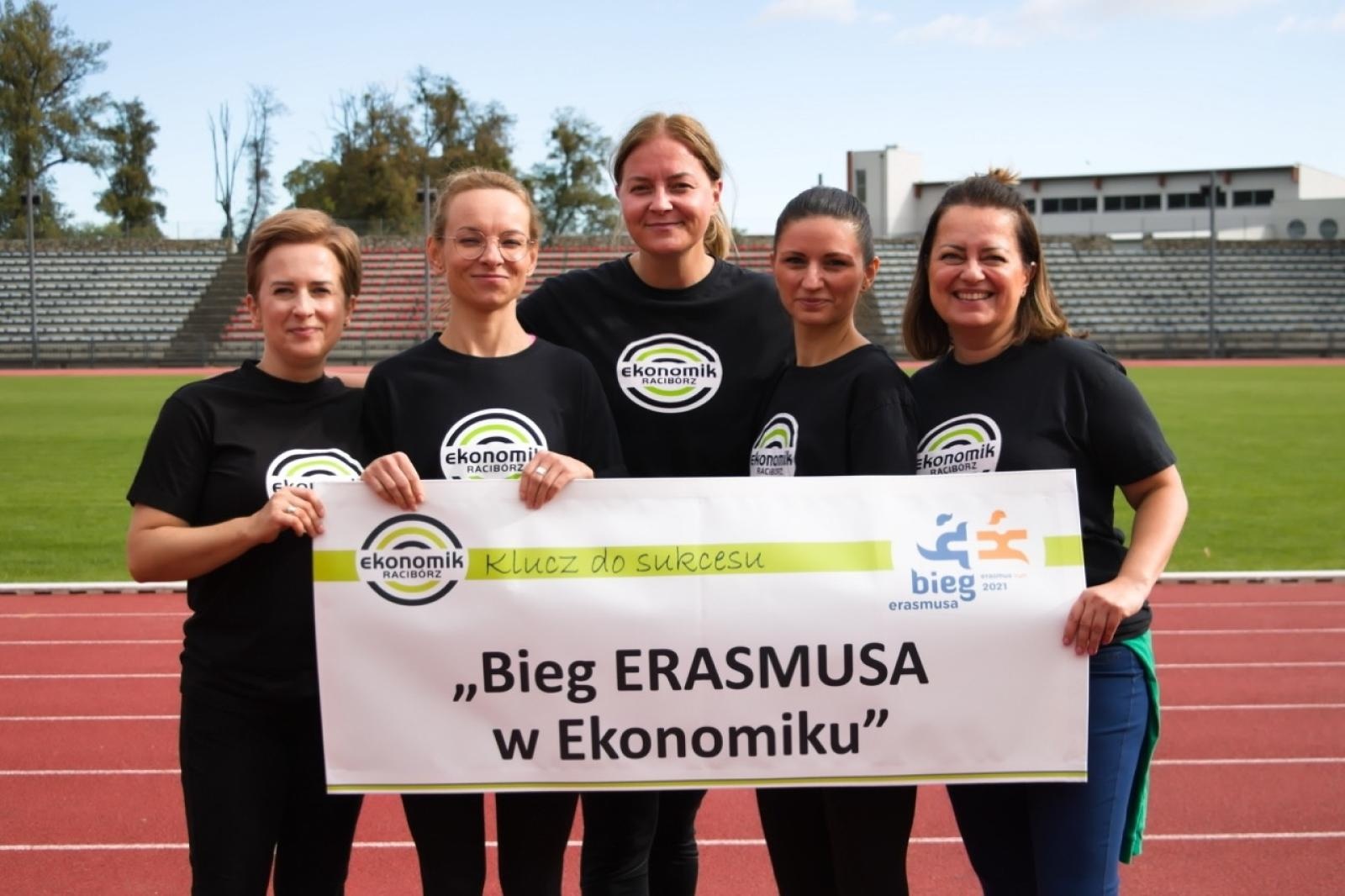 Zdjęcie w galerii na portalu naszraciborz.pl: IV Bieg Erasmusa w Ekonomiku [FOTO] wiadomości z regionu