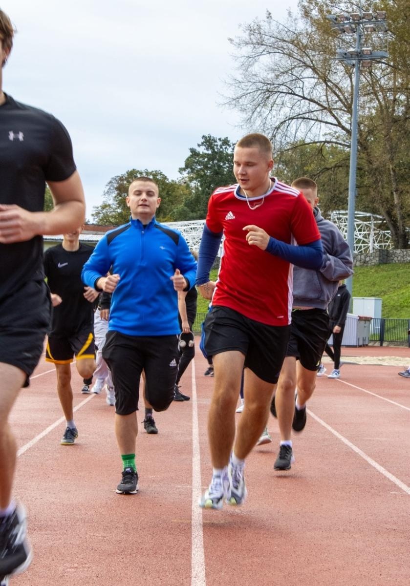 Zdjęcie w galerii na portalu naszraciborz.pl: IV Bieg Erasmusa w Ekonomiku [FOTO] wiadomości z regionu