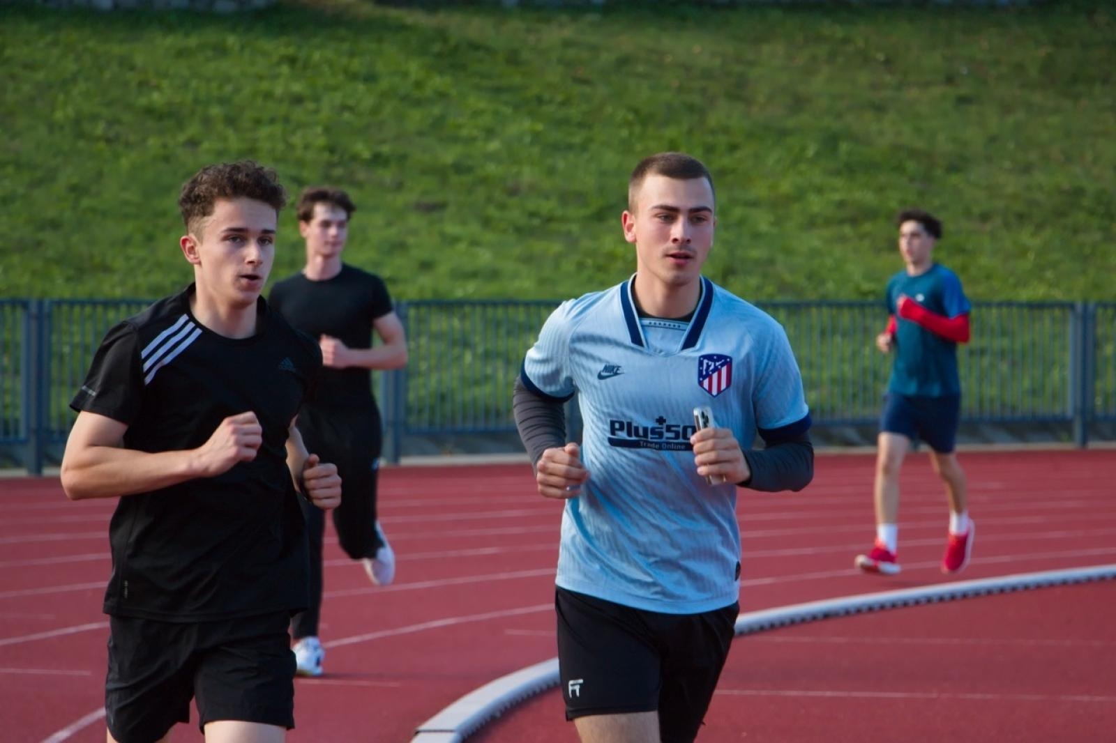 Zdjęcie w galerii na portalu naszraciborz.pl: IV Bieg Erasmusa w Ekonomiku [FOTO] wiadomości z regionu