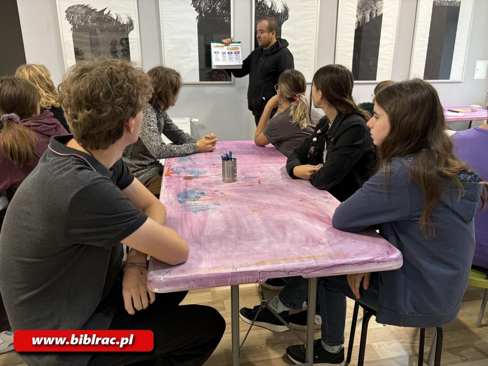 Zdjęcie w galerii na portalu naszraciborz.pl: #młodzieżczyta: wycieczka do Muzeum Drukarstwa w Cieszynie wiadomości z regionu