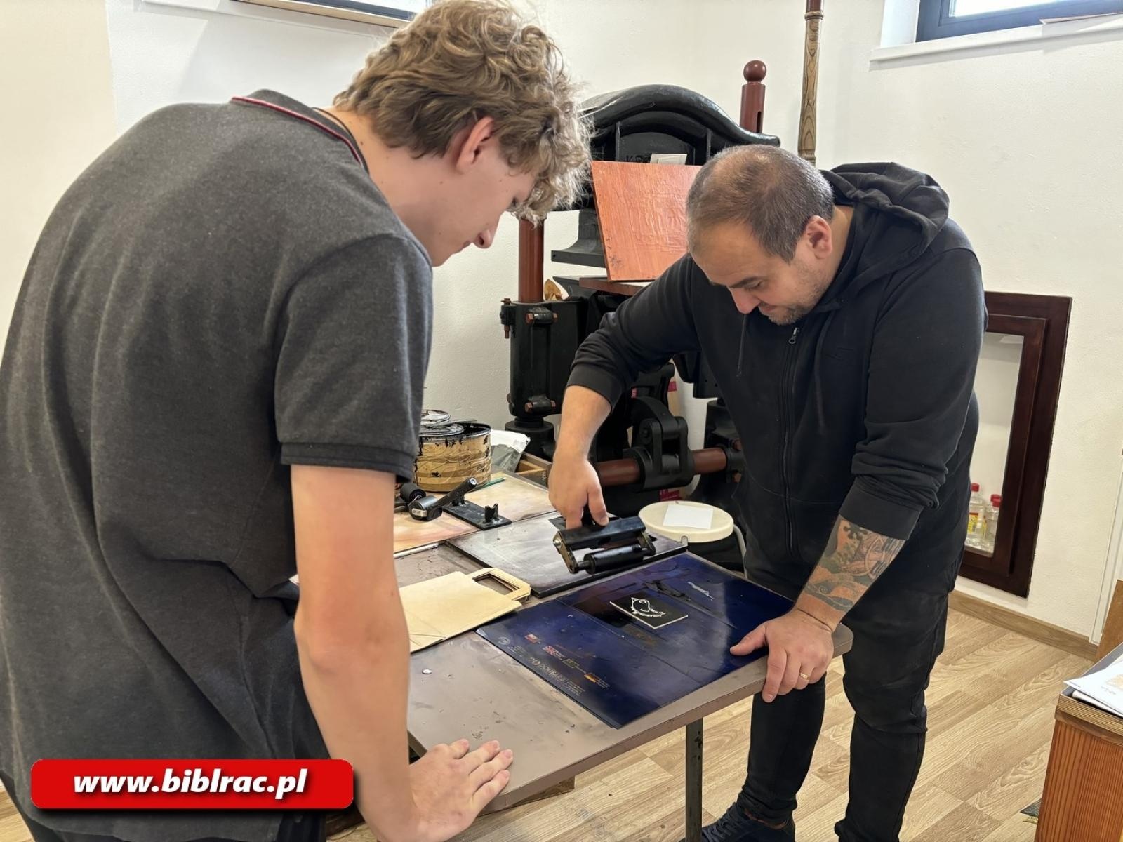 Zdjęcie w galerii na portalu naszraciborz.pl: #młodzieżczyta: wycieczka do Muzeum Drukarstwa w Cieszynie wiadomości z regionu