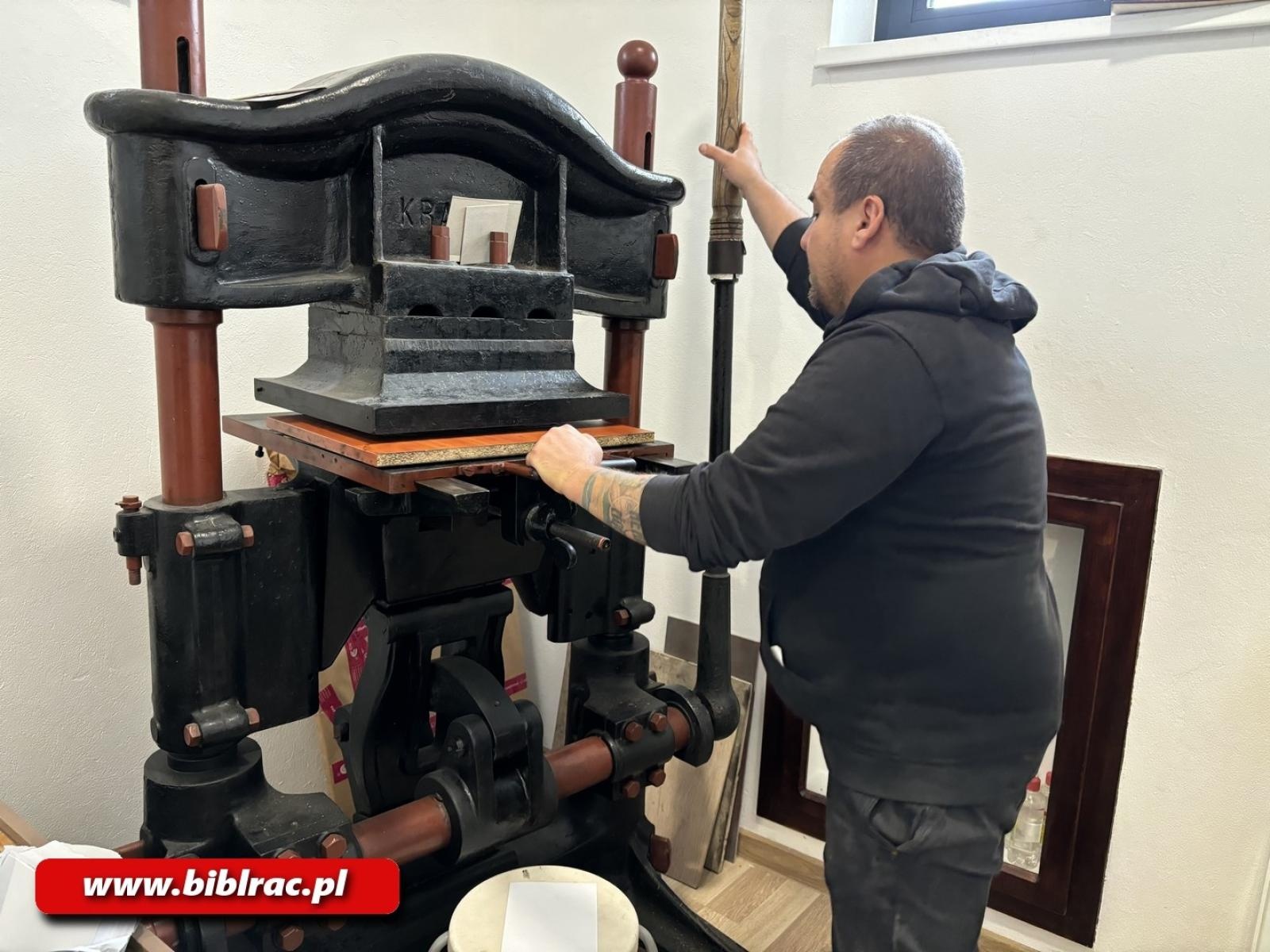 Zdjęcie w galerii na portalu naszraciborz.pl: #młodzieżczyta: wycieczka do Muzeum Drukarstwa w Cieszynie wiadomości z regionu