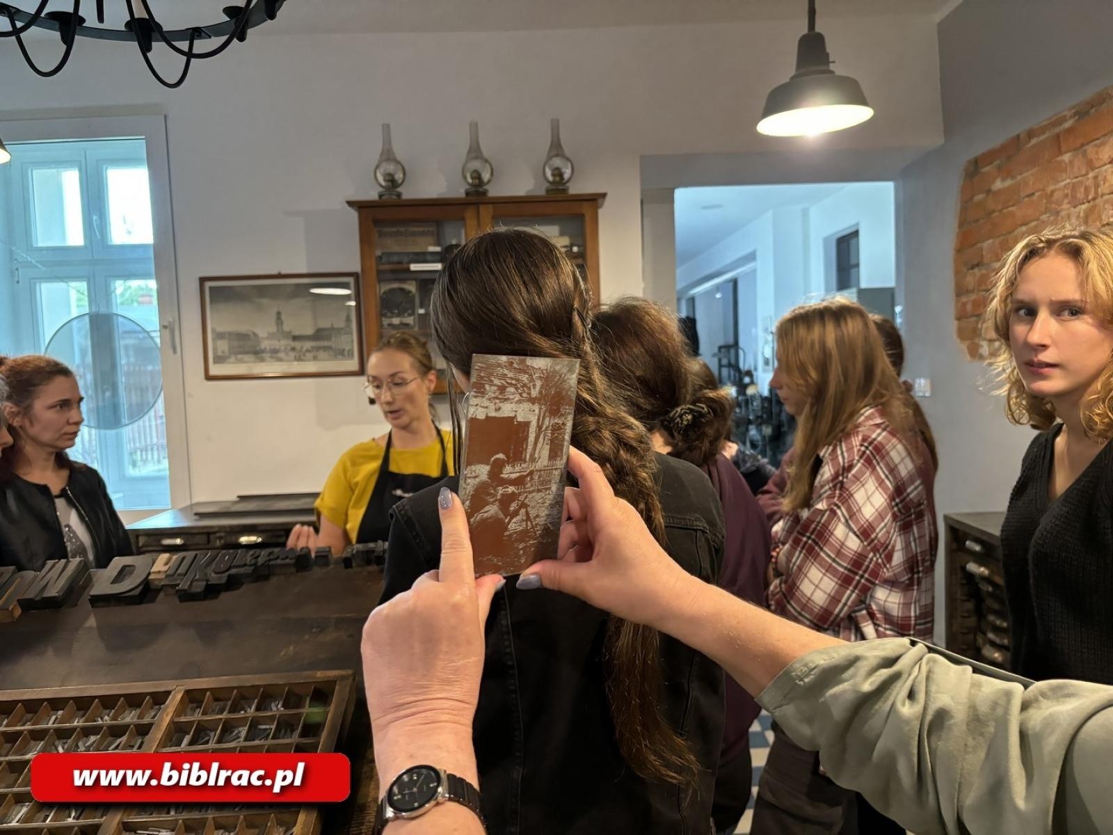Zdjęcie w galerii na portalu naszraciborz.pl: #młodzieżczyta: wycieczka do Muzeum Drukarstwa w Cieszynie wiadomości z regionu