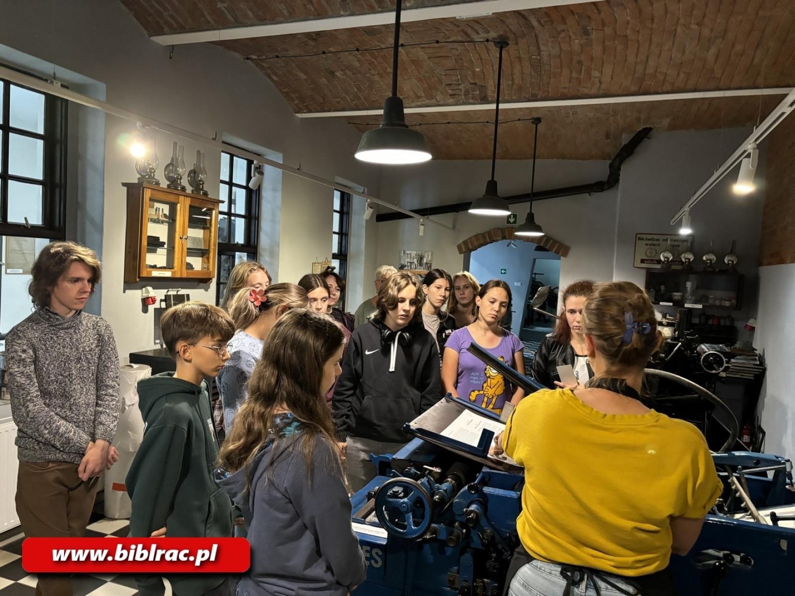 Zdjęcie w galerii na portalu naszraciborz.pl: #młodzieżczyta: wycieczka do Muzeum Drukarstwa w Cieszynie wiadomości z regionu