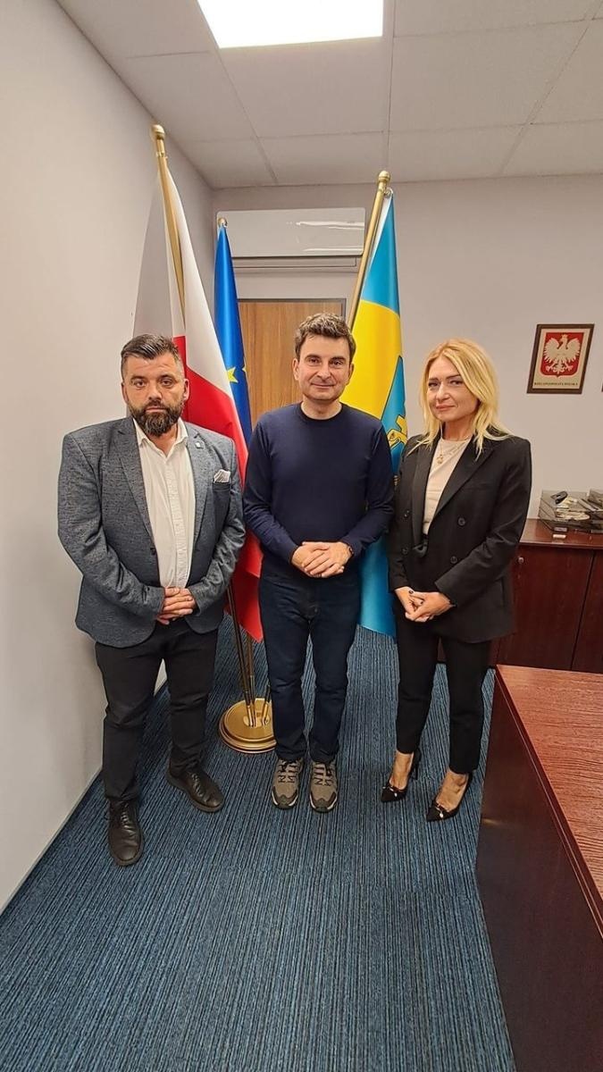 Zdjęcie w galerii na portalu naszraciborz.pl: Wojewoda Śląski ocenia inwestycje przeciwpowodziowe w Gminie Kuźnia Raciborska i Gminie Nędza wiadomości z regionu