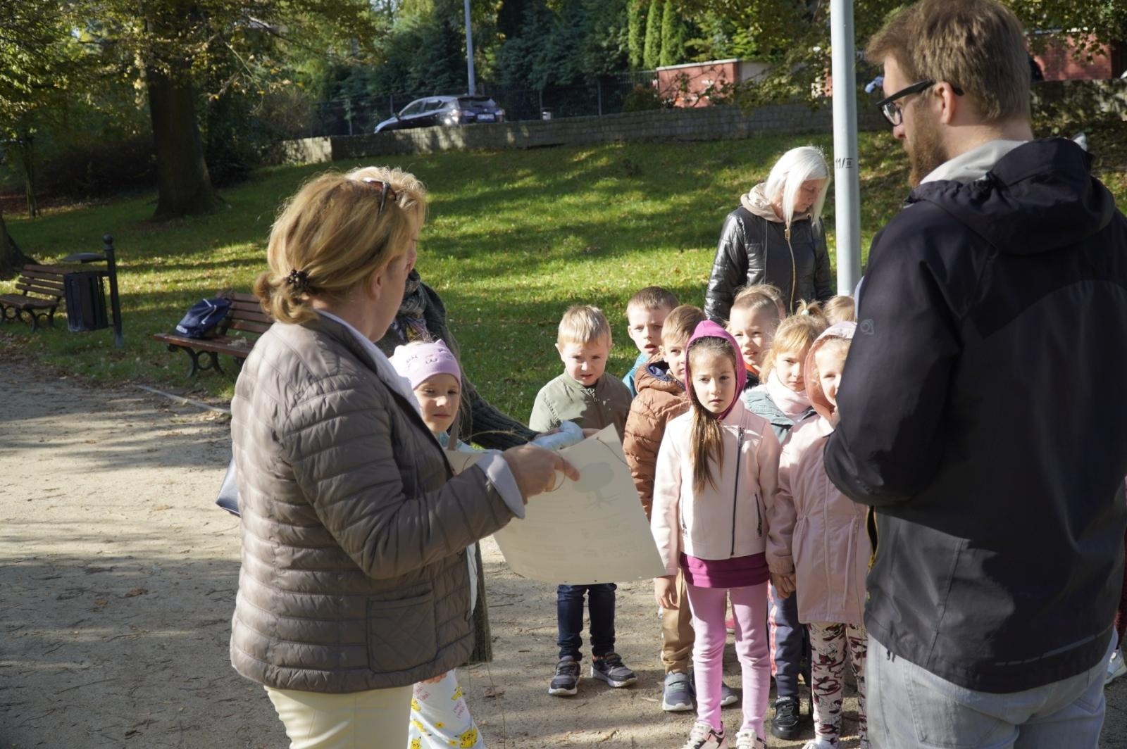 Zdjęcie w galerii na portalu naszraciborz.pl: Drzewa Raciborza w europejskiej kampanii wyceny wartości drzew #EUTreeTag wiadomości z regionu