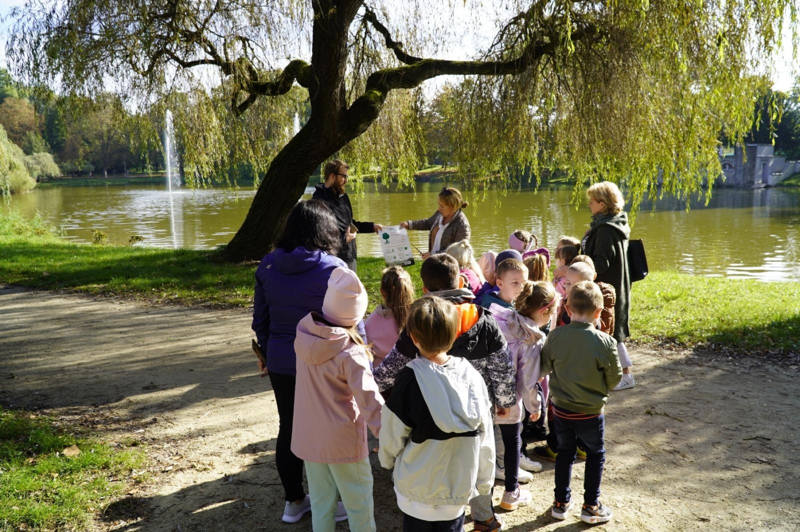 Zdjęcie w galerii na portalu naszraciborz.pl: Drzewa Raciborza w europejskiej kampanii wyceny wartości drzew #EUTreeTag wiadomości z regionu