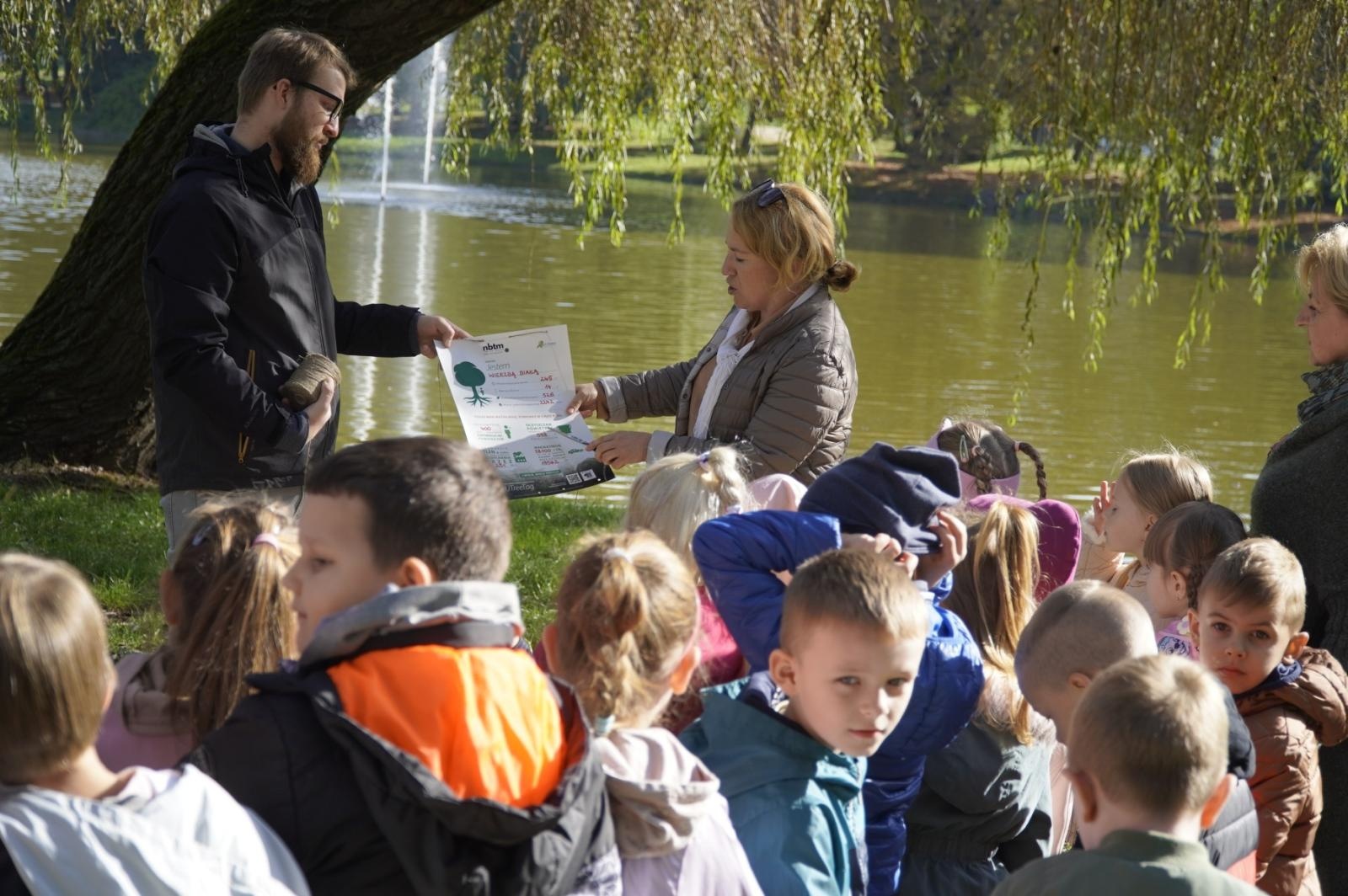 Zdjęcie w galerii na portalu naszraciborz.pl: Drzewa Raciborza w europejskiej kampanii wyceny wartości drzew #EUTreeTag wiadomości z regionu