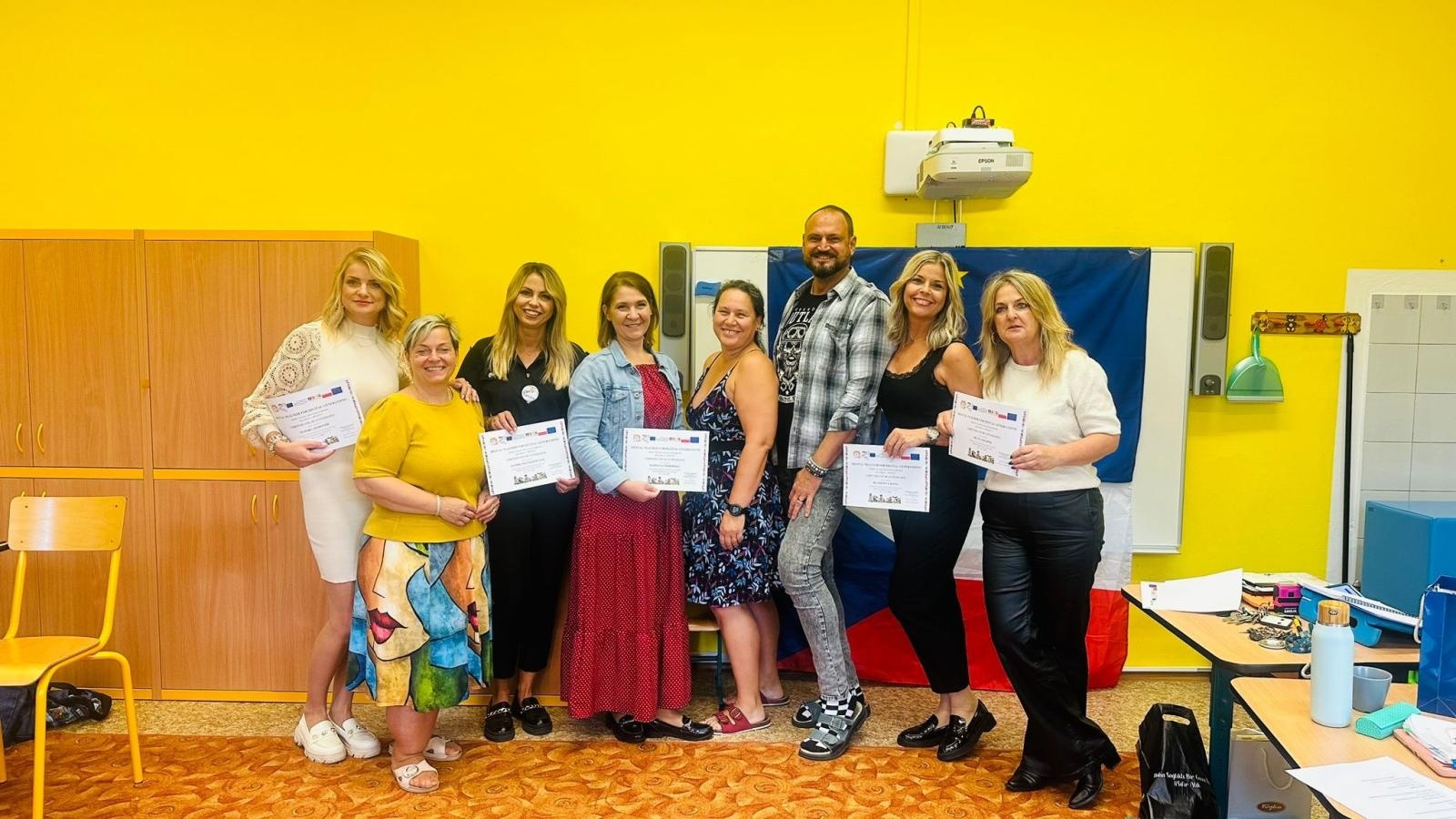 Zdjęcie w galerii na portalu naszraciborz.pl: Nauczyciele raciborskiej SP 4 w Ostrawie wiadomości z regionu