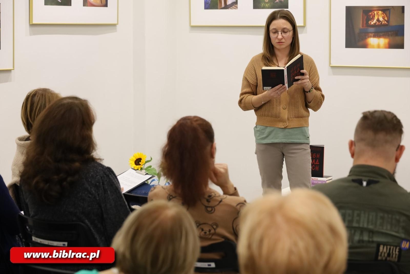 Zdjęcie w galerii na portalu naszraciborz.pl: Spotkanie z ukraińską pisarką Tetianą Oleksiienko wiadomości z regionu