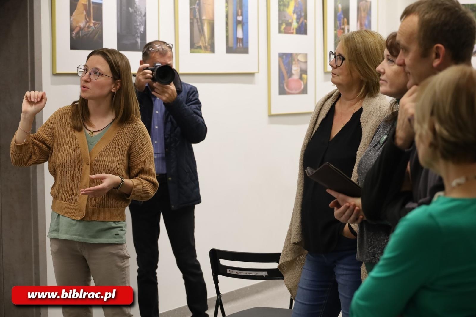 Zdjęcie w galerii na portalu naszraciborz.pl: Spotkanie z ukraińską pisarką Tetianą Oleksiienko wiadomości z regionu