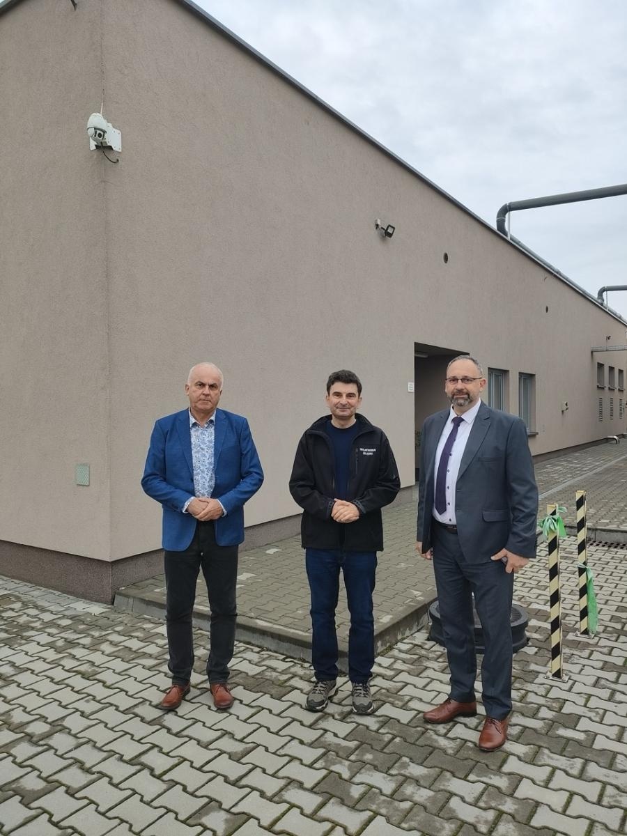 Zdjęcie w galerii na portalu naszraciborz.pl: Wojewoda Śląski z wizytą w gminie Nędza wiadomości z regionu