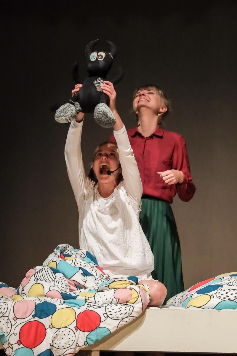 Zdjęcie w galerii na portalu naszraciborz.pl: Beboki. Kapitalny spektakl teatralny w Raciborskim Centrum Kultury wiadomości z regionu