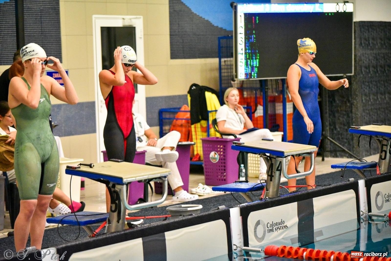Zdjęcie w galerii na portalu naszraciborz.pl: Rywalizacja pływacka o Puchar Marszałka Województwa Śląskiego na krótkim basenie w Raciborzu wiadomości z regionu