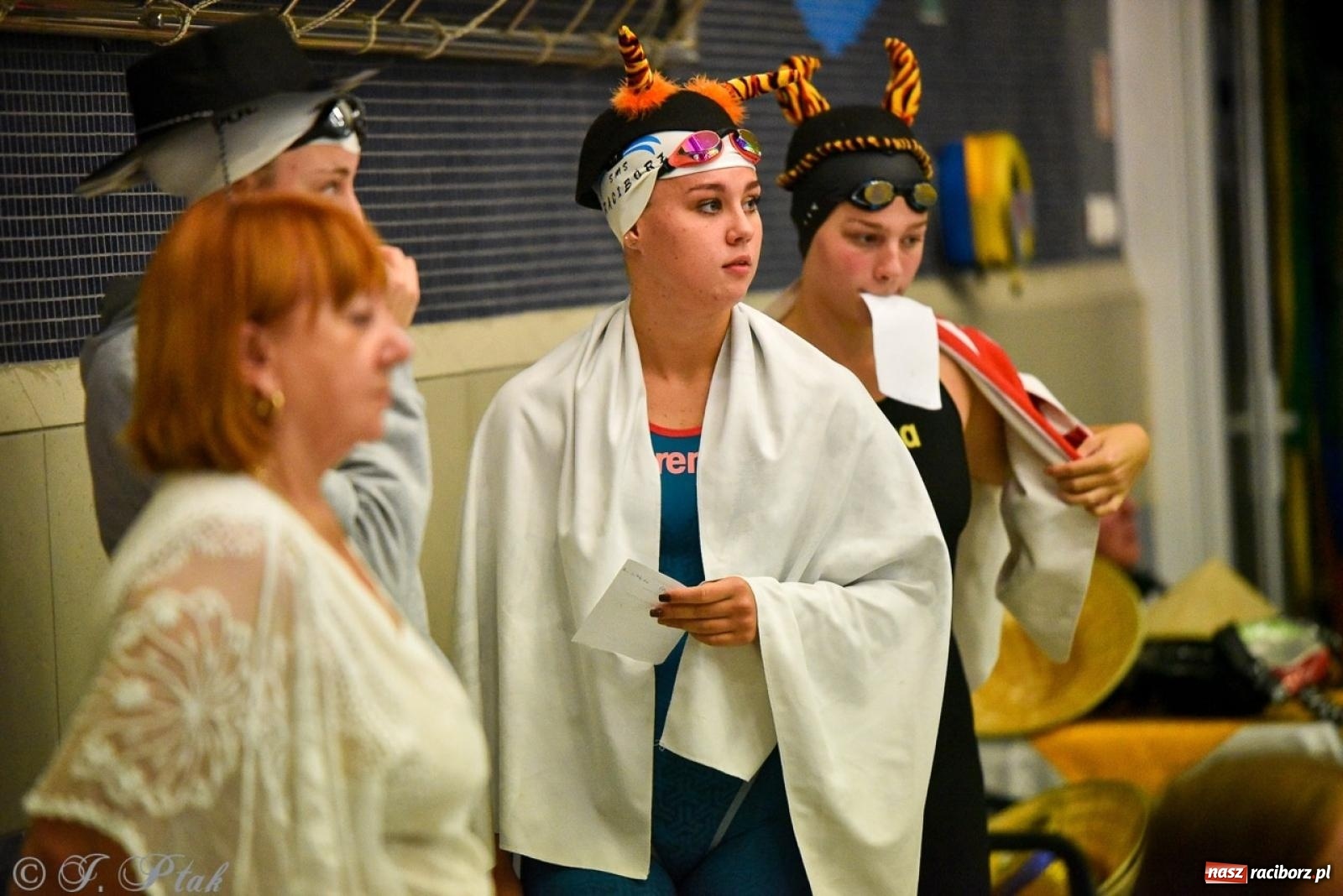 Zdjęcie w galerii na portalu naszraciborz.pl: Rywalizacja pływacka o Puchar Marszałka Województwa Śląskiego na krótkim basenie w Raciborzu wiadomości z regionu