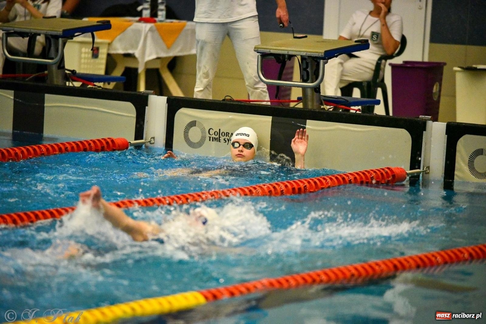 Zdjęcie w galerii na portalu naszraciborz.pl: Rywalizacja pływacka o Puchar Marszałka Województwa Śląskiego na krótkim basenie w Raciborzu wiadomości z regionu